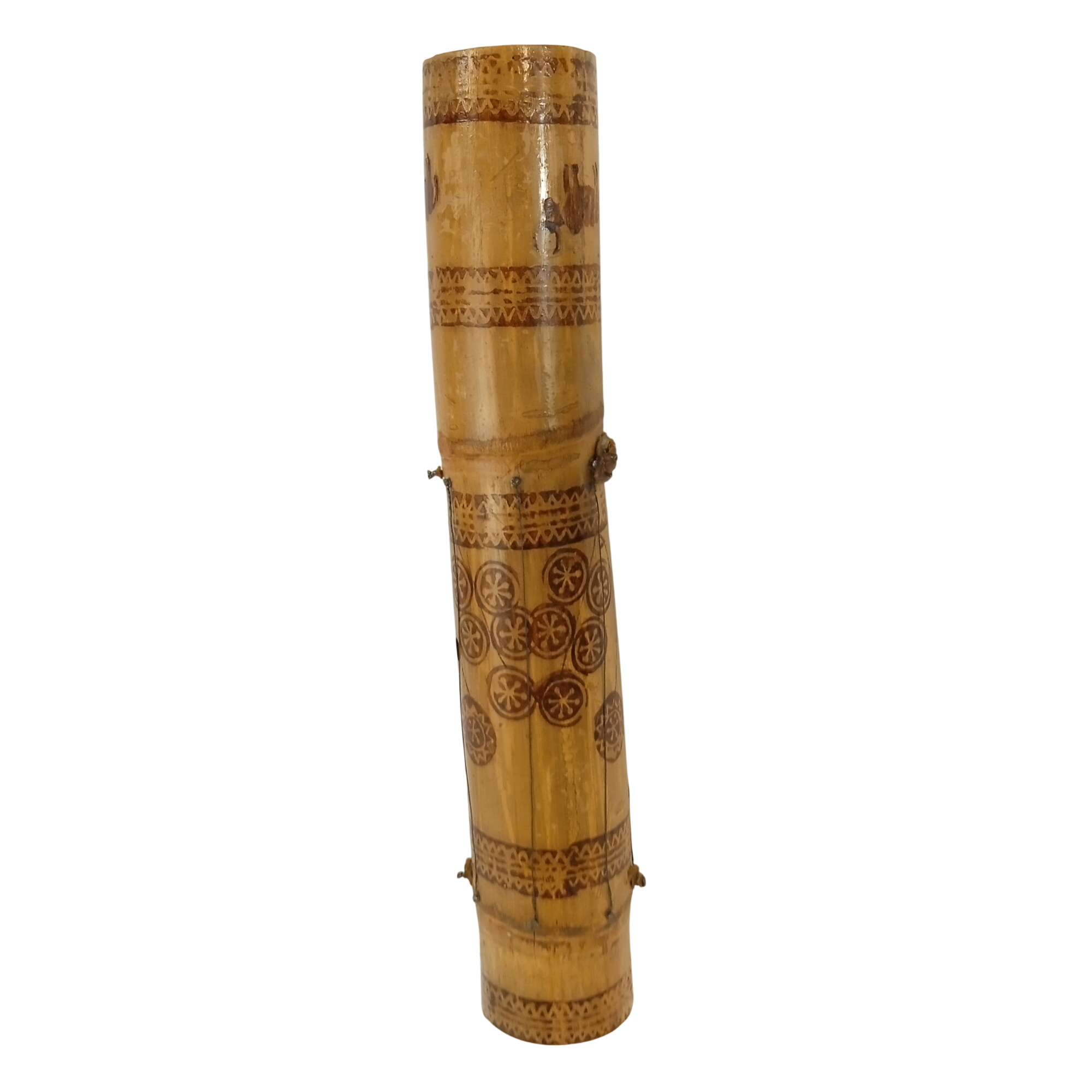 Valiha instrument de musique Madagascar Bon état - 34,00 € Valiha instrument de musique Madagascar Bon état reconditionné disponible sur Label Emmaüs