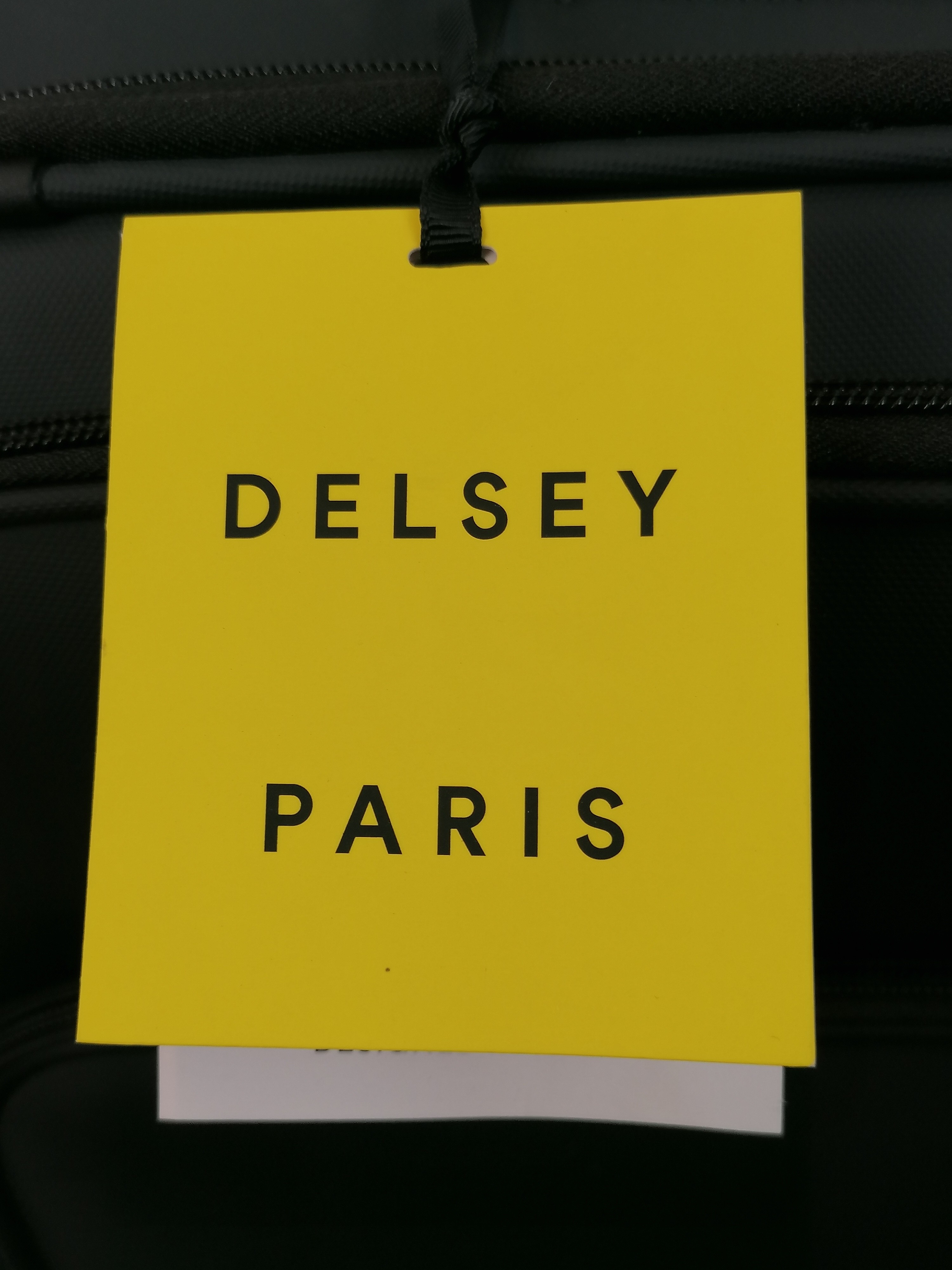 Voir photo 3 de Valise cabine à roulettes DELSEY - Nolwenn grise - 55cm Valise cabine à roulettes DELSEY - Nolwenn grise - 55cm Parfait état reconditionné photo 3