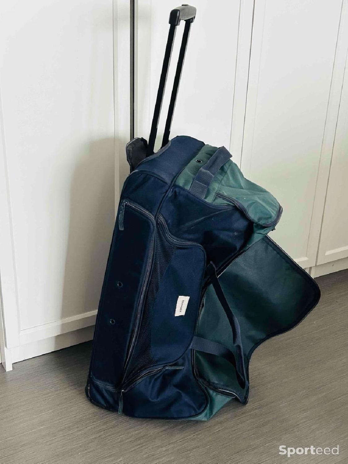 Valise de transport Occasion Fouganza reconditionné disponible sur Sporteed | Dero