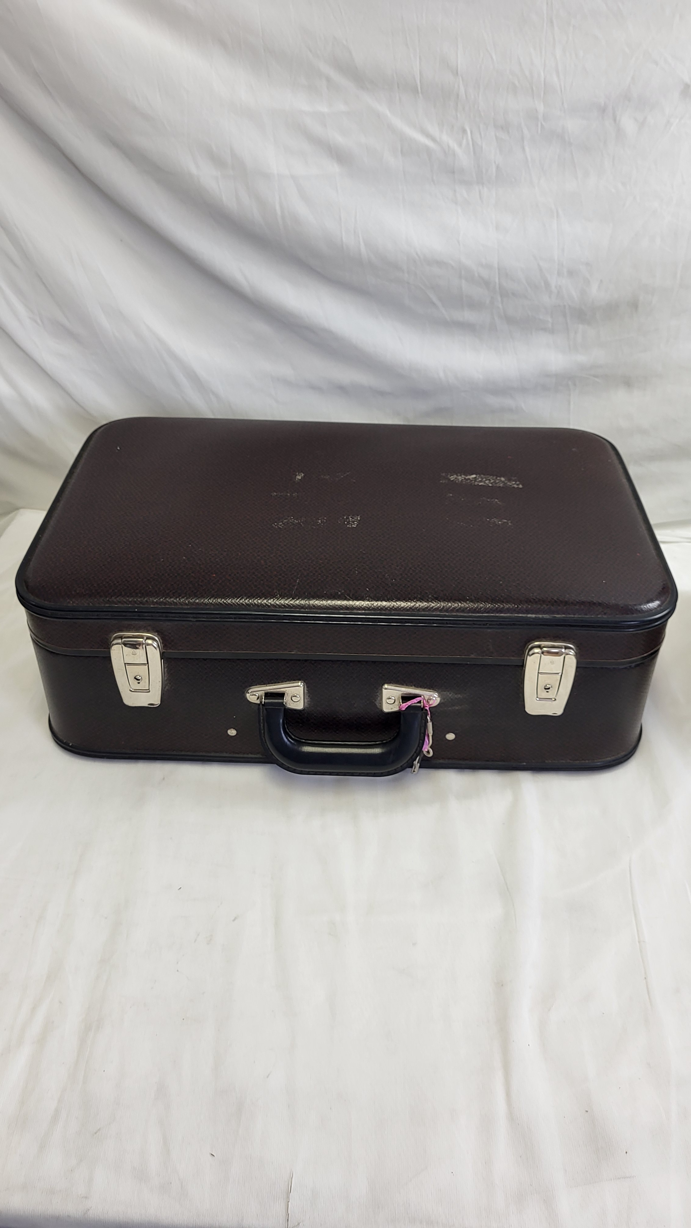 Voir photo 2 de Valise Vintage en cuir Maron Valise Vintage en cuir Maron État correct reconditionné photo 2