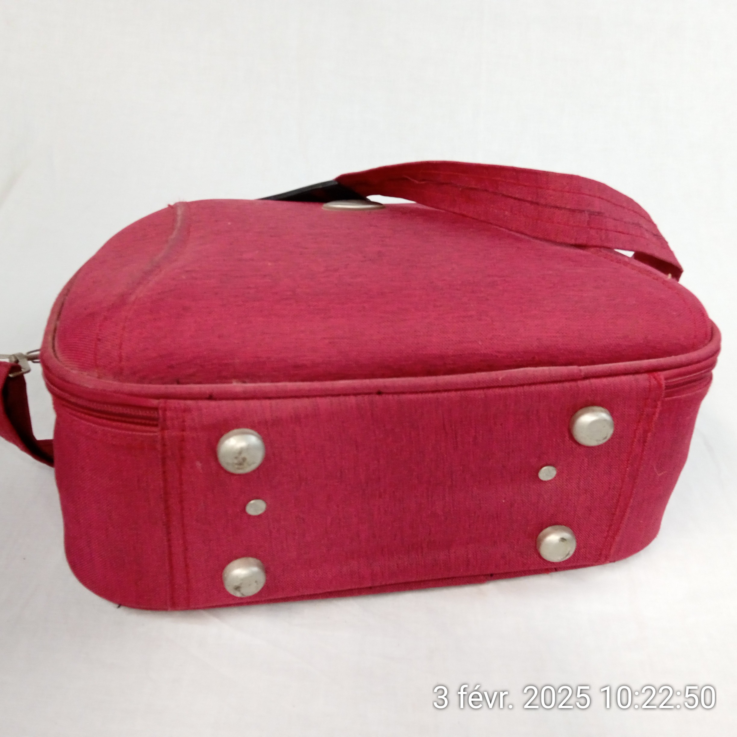 Voir photo 4 de Vanity - case - sac de voyage rigide PLATINIUM en tissu rouge Vanity - case - sac de voyage rigide PLATINIUM en tissu rouge Très bon état reconditionné photo 4