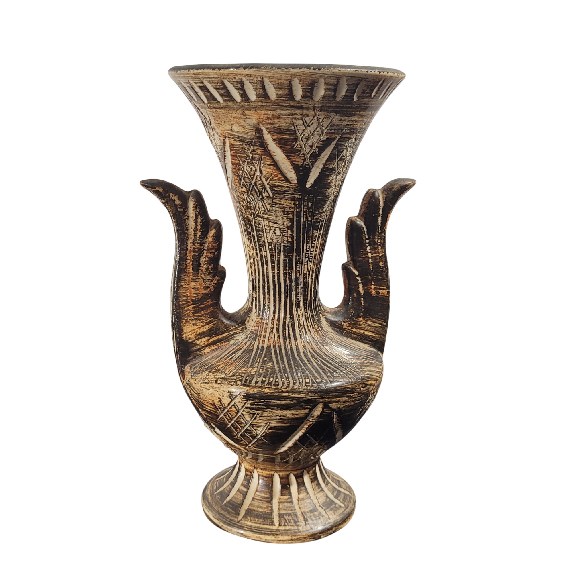 Vase amphore vintage en céramique stylisée – Style Antique & Brutaliste Très bon état - 25,00 € Vase amphore vintage en céramique stylisée – Style Antique & Brutaliste Très bon état reconditionné disponible sur Label Emmaüs