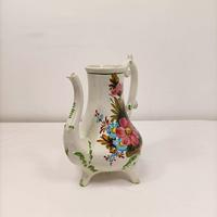 Voir photo 3 de Vase ancien Bassano en faïence peinte à la main décor floral - Carafe Vase ancien Bassano en faïence peinte à la main décor floral - Carafe Très bon état reconditionné photo 3