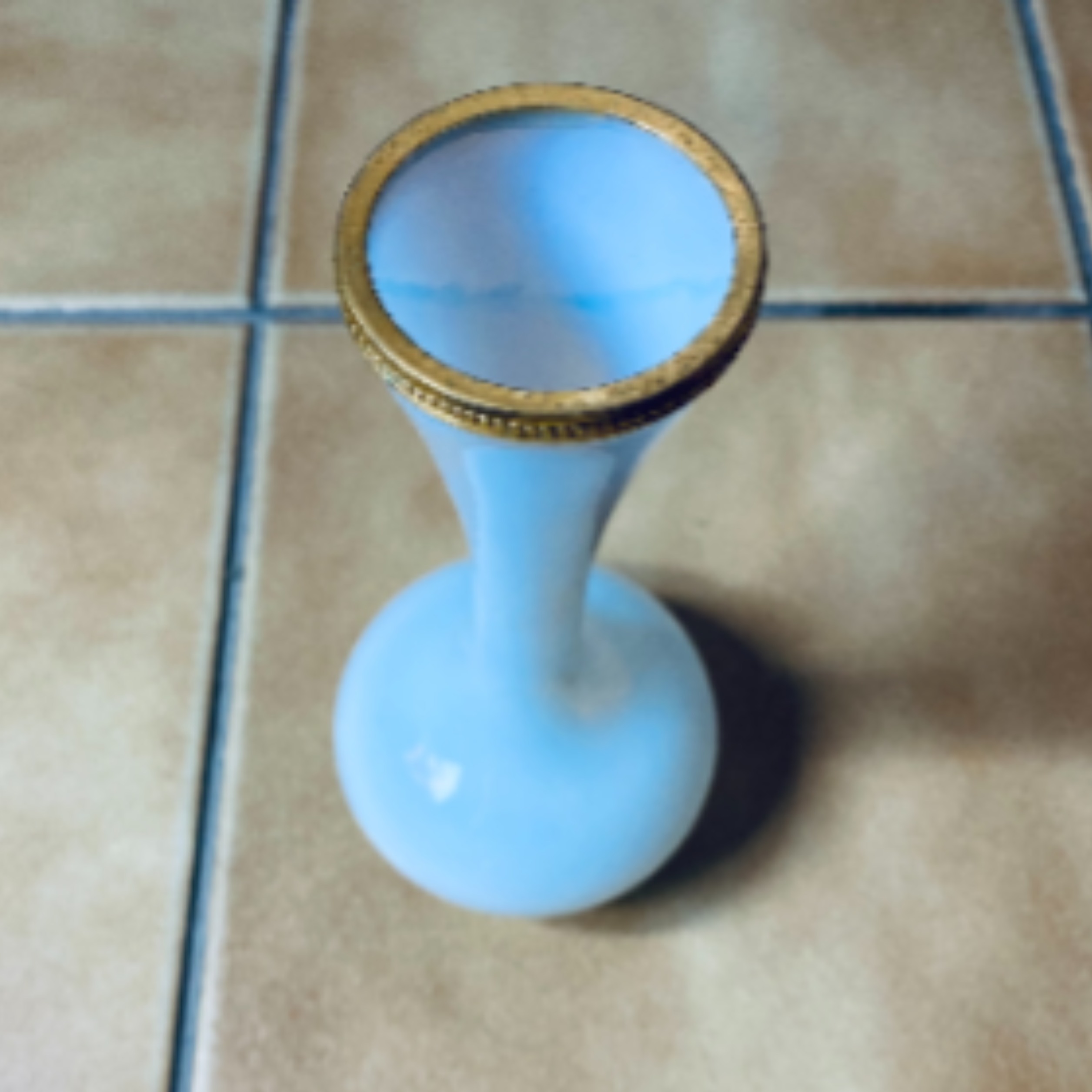 Voir photo 3 de Vase ancien en opaline Vase ancien en opaline Bon état reconditionné photo 3