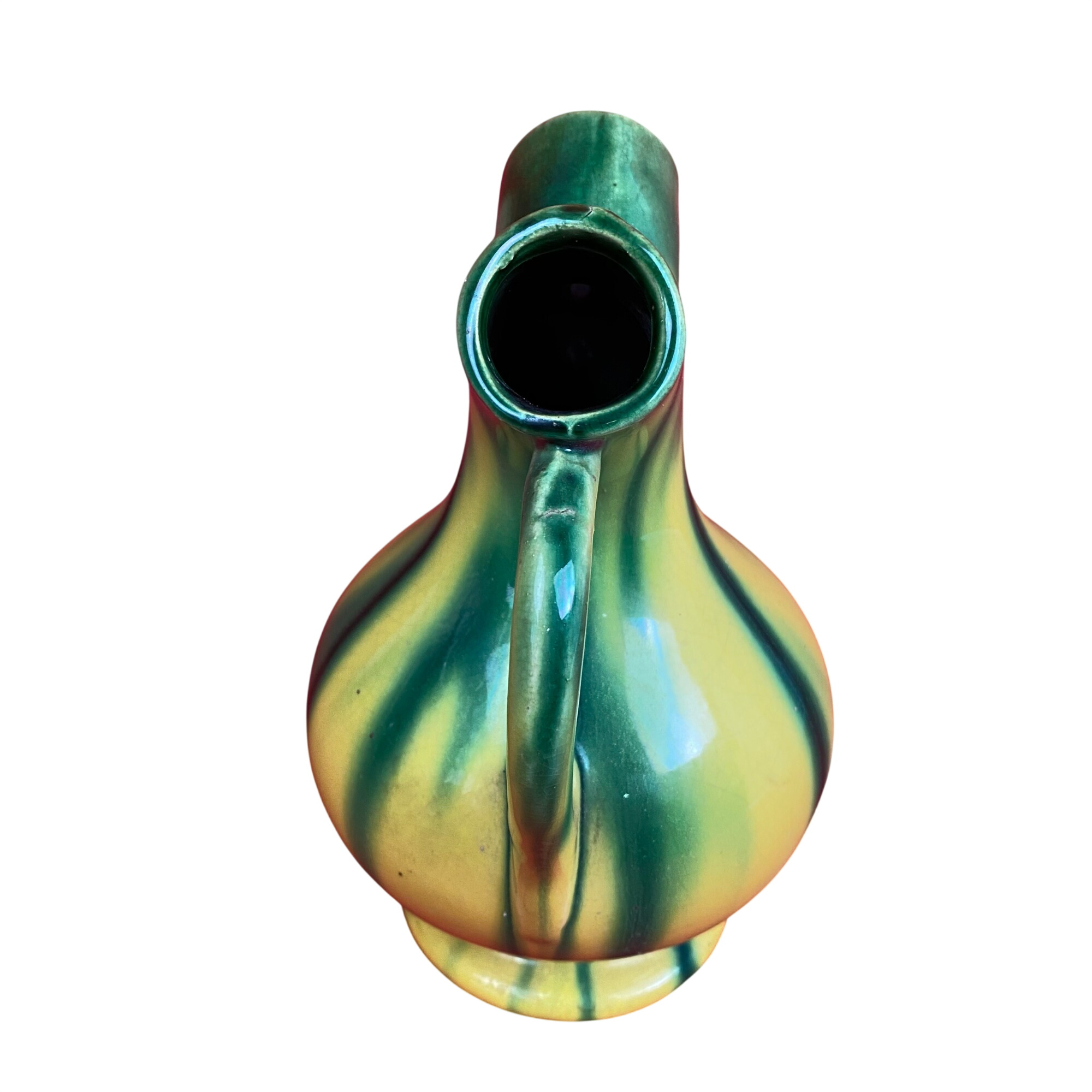 Vase art déco céramique jaune et vert à deux anses Bon état - 28,00 € Vase art déco céramique jaune et vert à deux anses Bon état reconditionné disponible sur Label Emmaüs