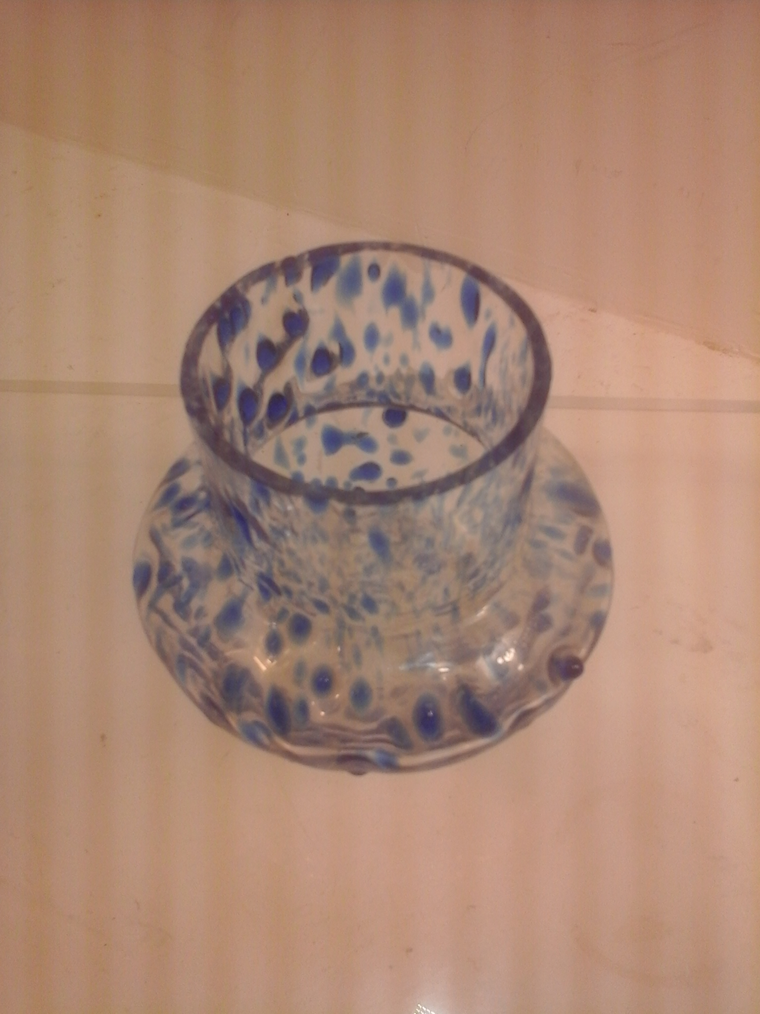 Voir photo 2 de Vase Bohémien Pique Fleurs tacheté de Bleu, Fin 1930s Vase Bohémien Pique Fleurs tacheté de Bleu, Fin 1930s reconditionné photo 2