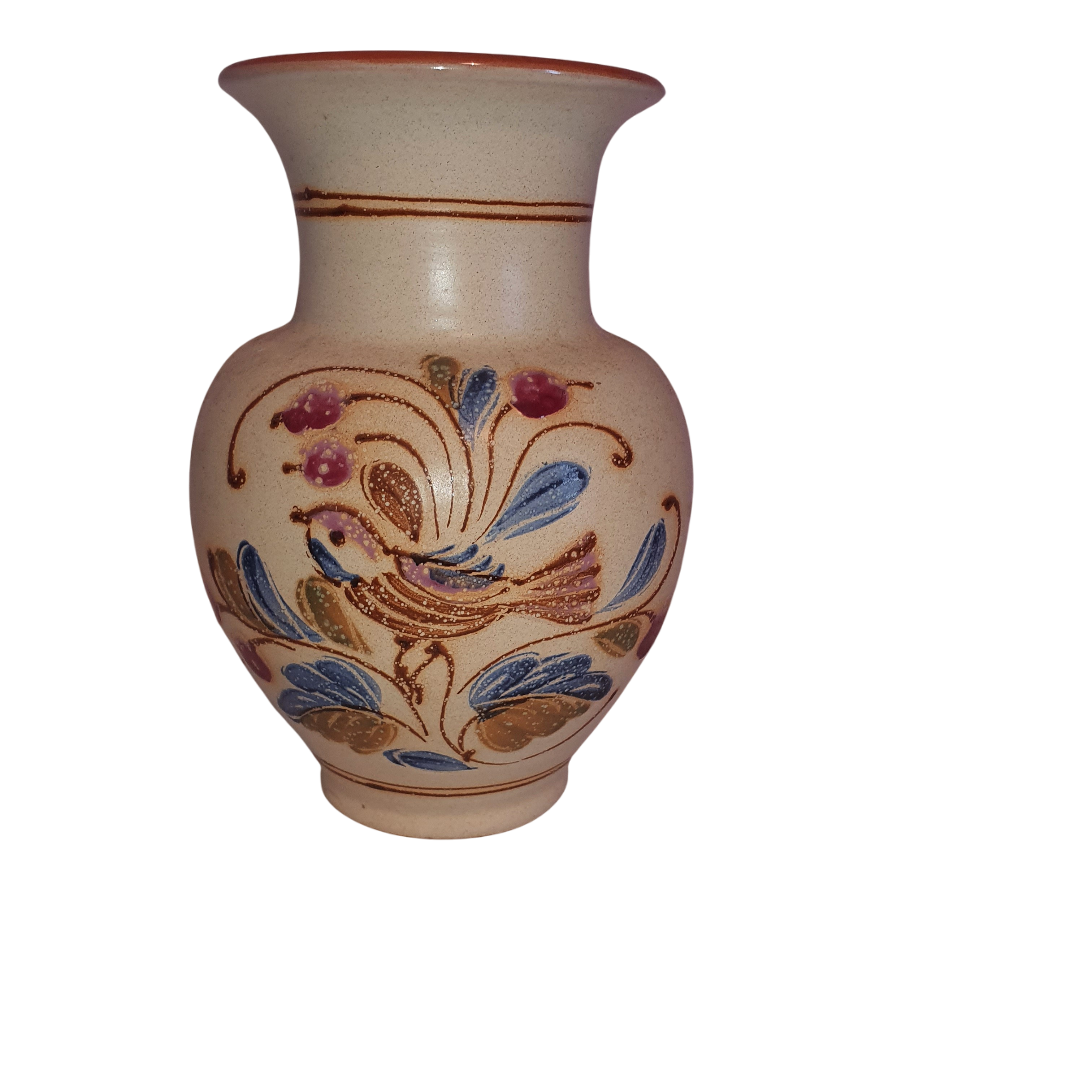 Acheter Vase céramique vintage décors oiseaux signé Très bon état - 17,50 € Vase céramique vintage décors oiseaux signé Très bon état reconditionné disponible sur Label Emmaüs