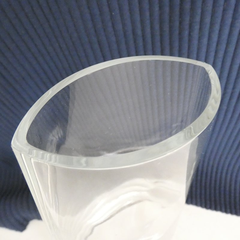 Voir photo 3 de Vase conique en verre transparent Vase conique en verre transparent Parfait état reconditionné photo 3