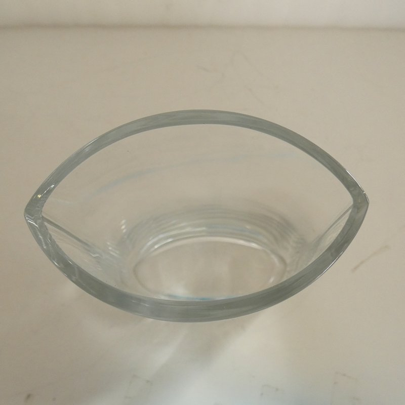 Voir photo 4 de Vase conique en verre transparent Vase conique en verre transparent Parfait état reconditionné photo 4