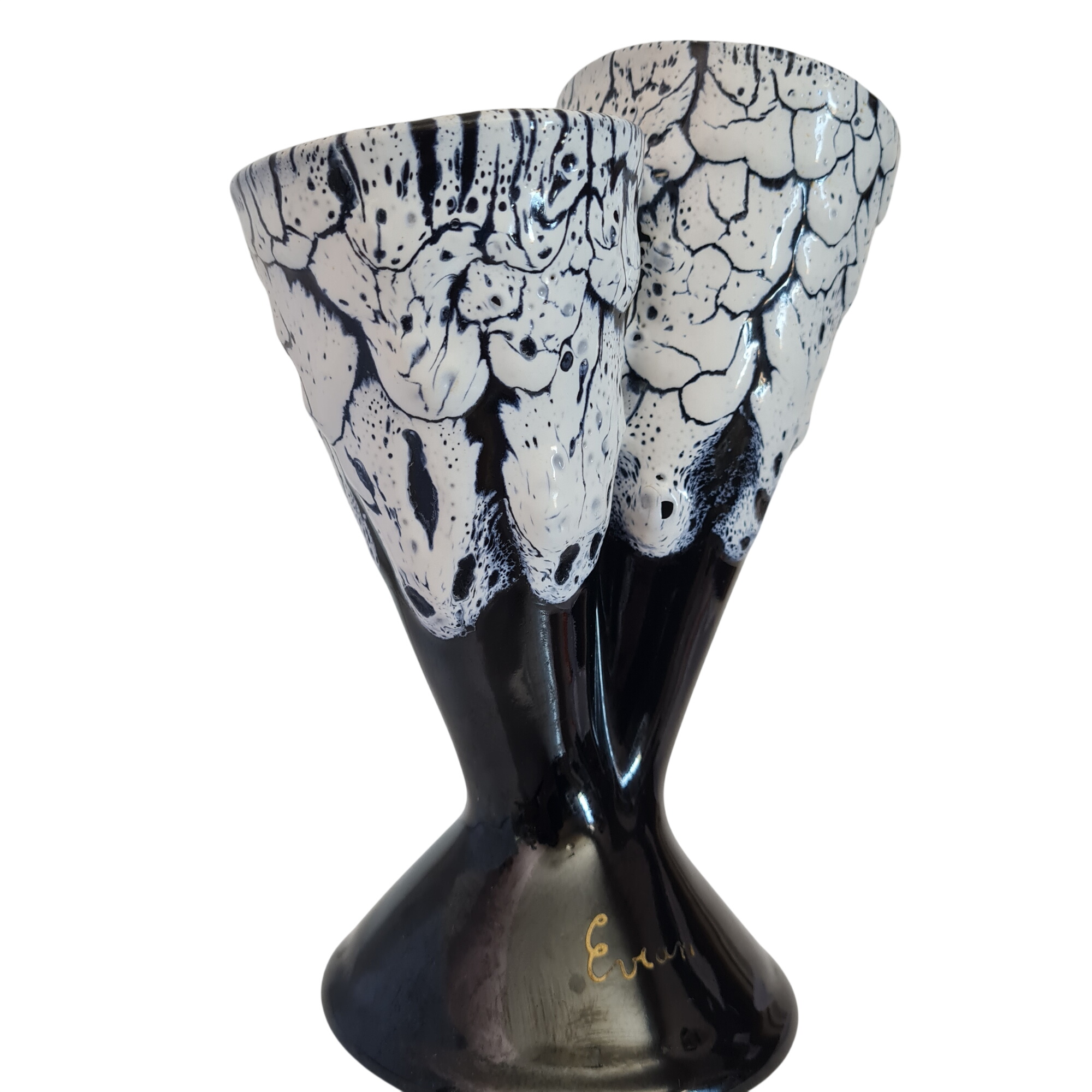 Vase Double Vintage Céramique "Écume de Mer" / Fat Lava – Signé Évian Bon état - 20,00 € Vase Double Vintage Céramique "Écume de Mer" / Fat Lava – Signé Évian Bon état reconditionné disponible sur Label Emmaüs
