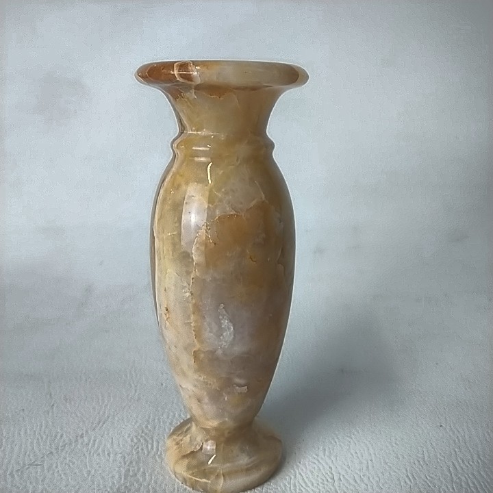 Acheter Vase En Céramique Marron État correct - 12,50 € Vase En Céramique Marron État correct reconditionné disponible sur Label Emmaüs