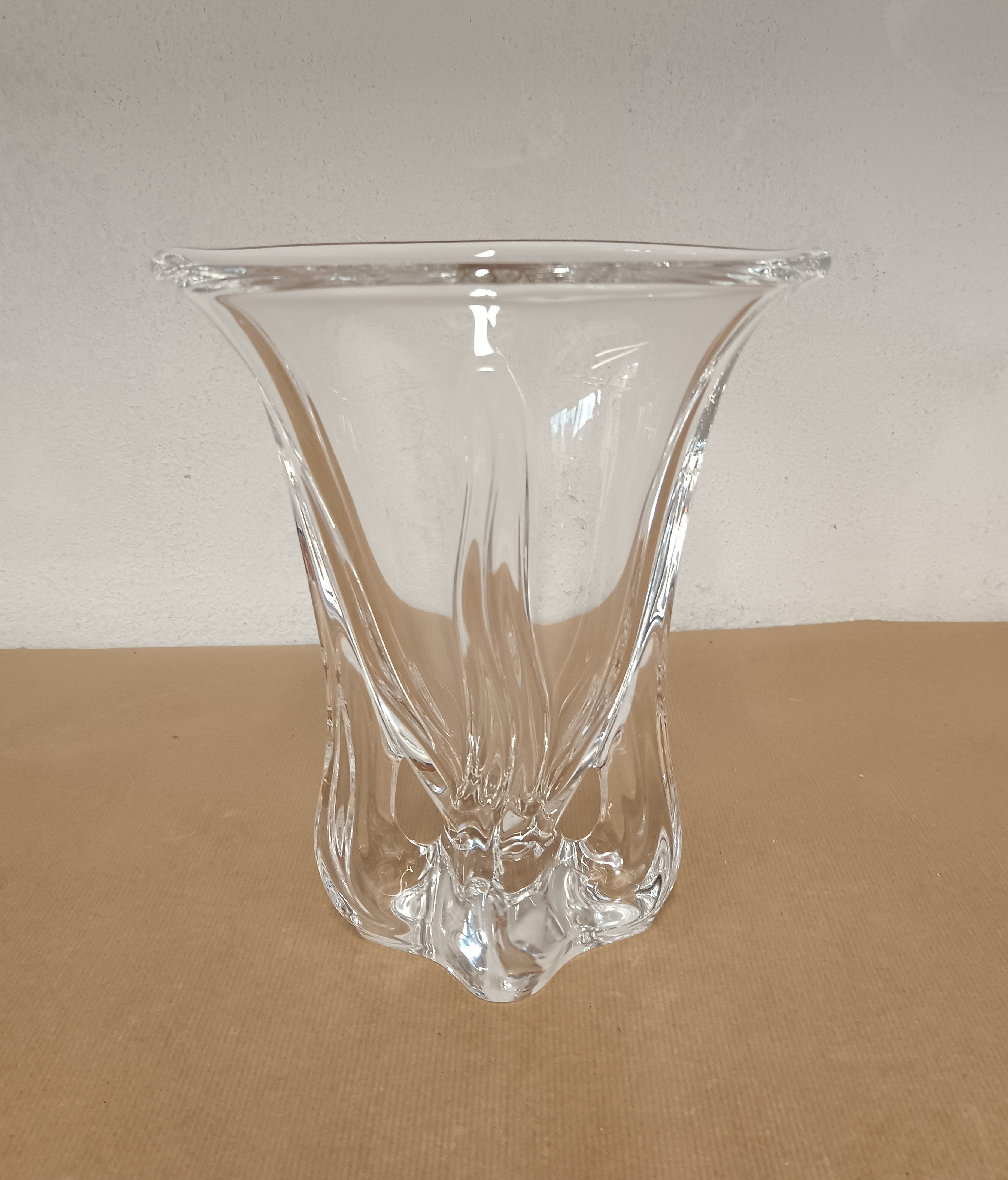 Voir photo 3 de Vase en cristal Art Vannes France Vase en cristal Art Vannes France Bon état reconditionné photo 3
