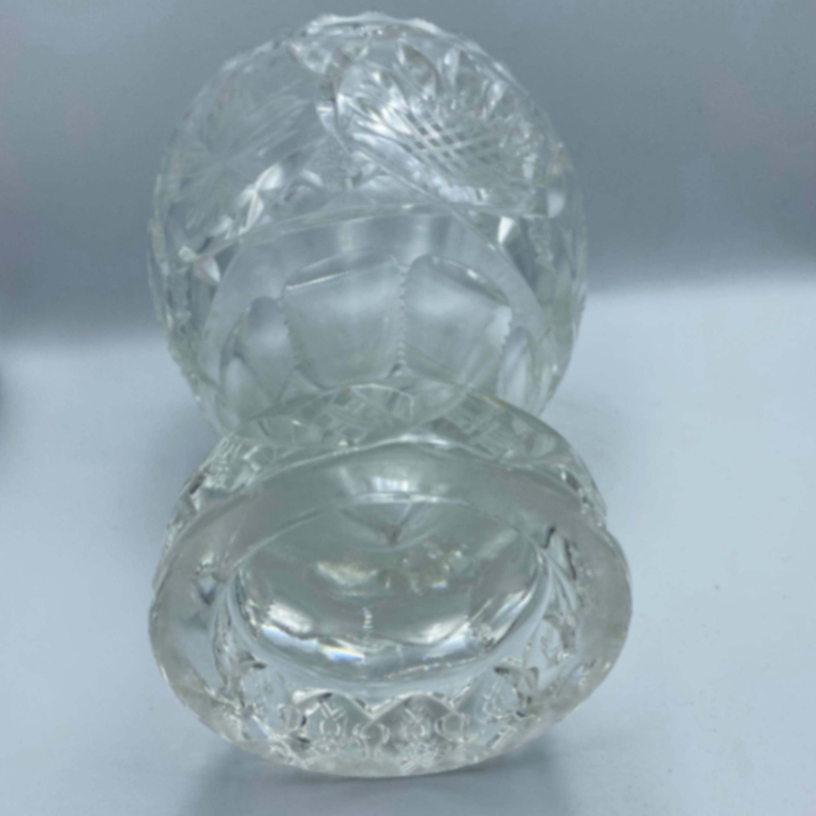 Voir photo 6 de Vase en cristal taillé Vase en cristal taillé Très bon état reconditionné photo 6