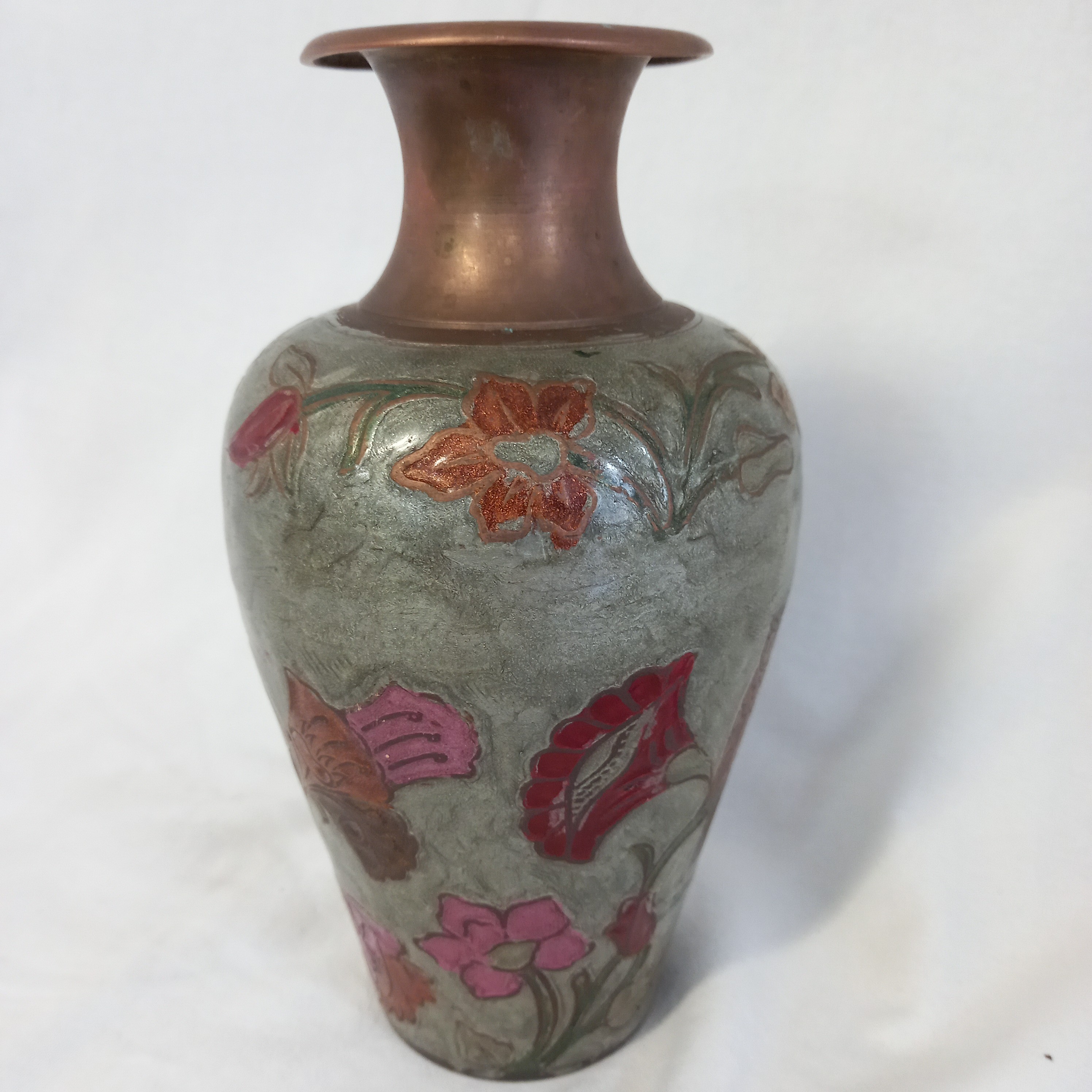 Voir photo 3 de Vase en laiton et en émail, décoré de chouettes et de fleurs Vase en laiton et en émail, décoré de chouettes et de fleurs reconditionné photo 3