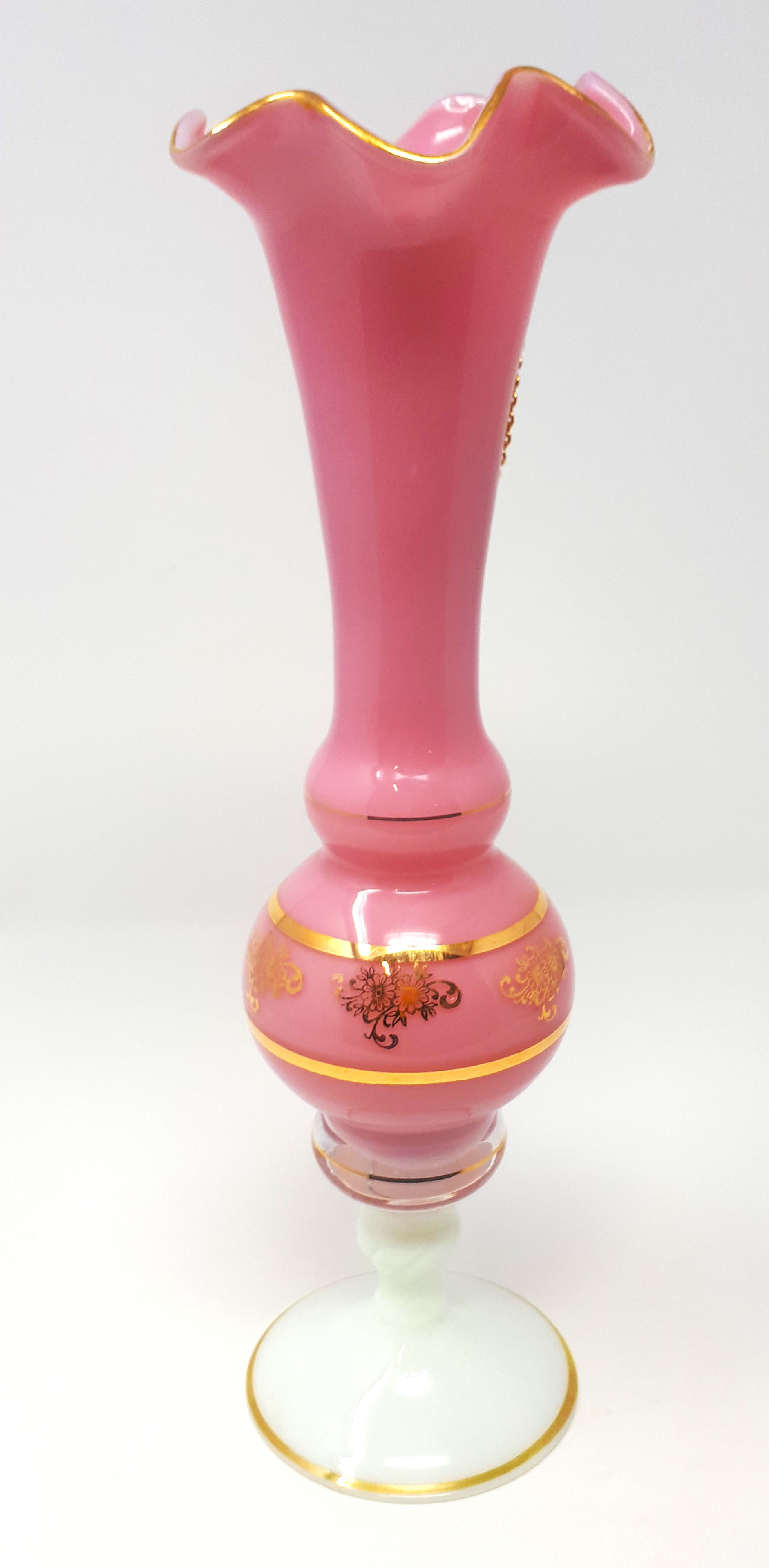 Voir photo 2 de Vase en opaline rose Vase en opaline rose État correct reconditionné photo 2