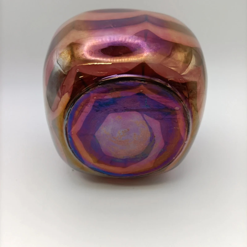 Voir photo 6 de Vase en verre d’art irisé multicolore 11 cm style bohème Art Nouveau soufflé bouche Vase en verre d’art irisé multicolore 11 cm style bohème Art Nouveau soufflé bouche Très bon état reconditionné photo 6