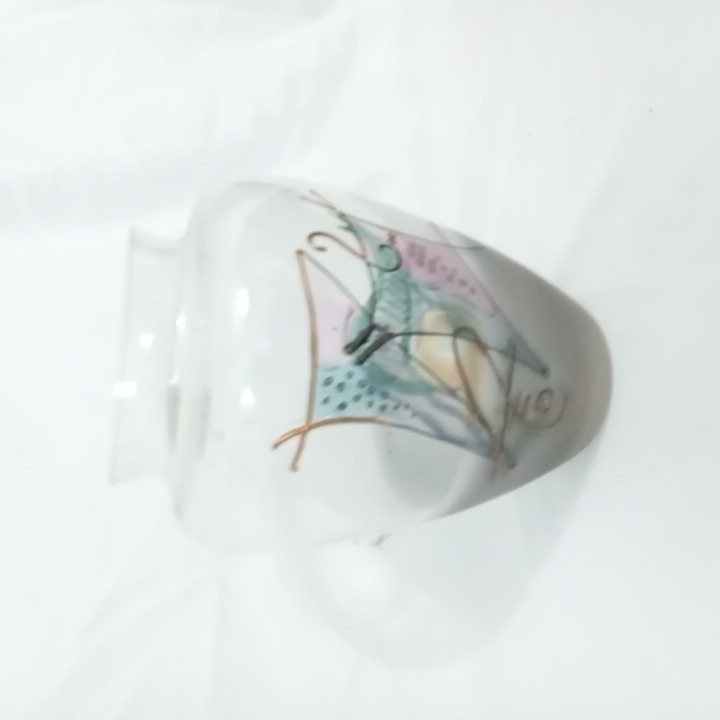 Voir photo 2 de Vase en Verre Opaque Décor Main Vase en Verre Opaque Décor Main Bon état reconditionné photo 2