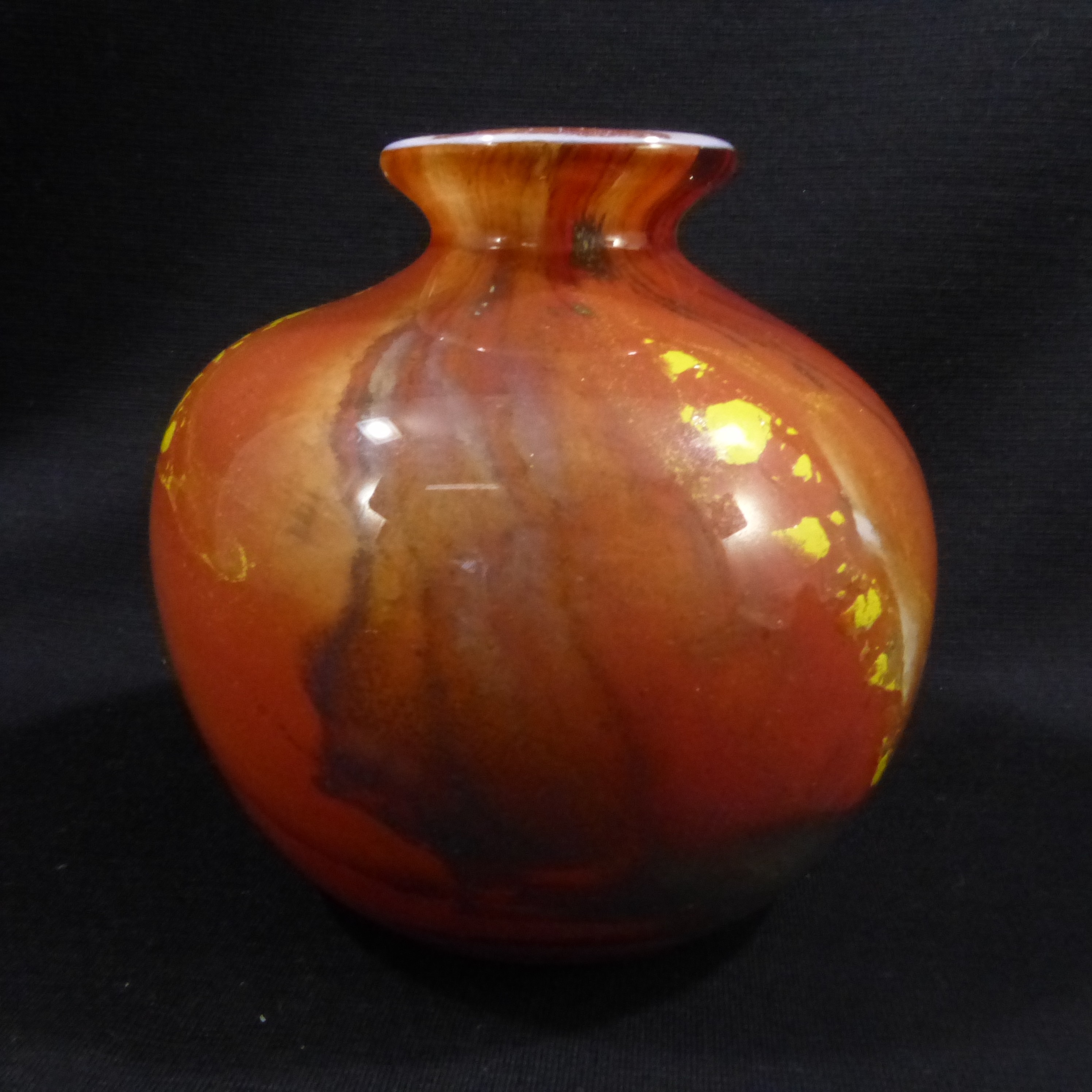 Voir photo 2 de Vase en verre / Procédé à base d'argent - Verrerie de Georges Castellino Vase en verre / Procédé à base d'argent - Verrerie de Georges Castellino Bon état reconditionné photo 2