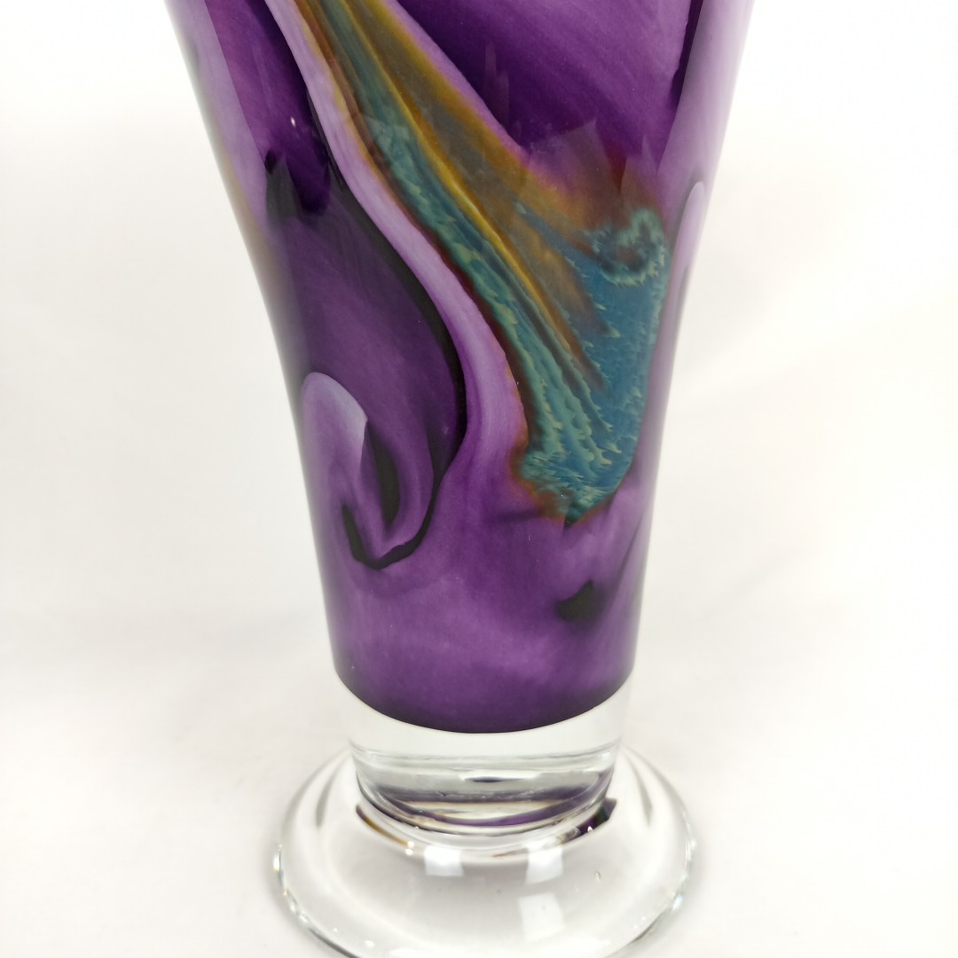 Voir photo 8 de Vase en verre soufflé aux volutes violettes style Murano Vase en verre soufflé aux volutes violettes style Murano Très bon état reconditionné photo 8