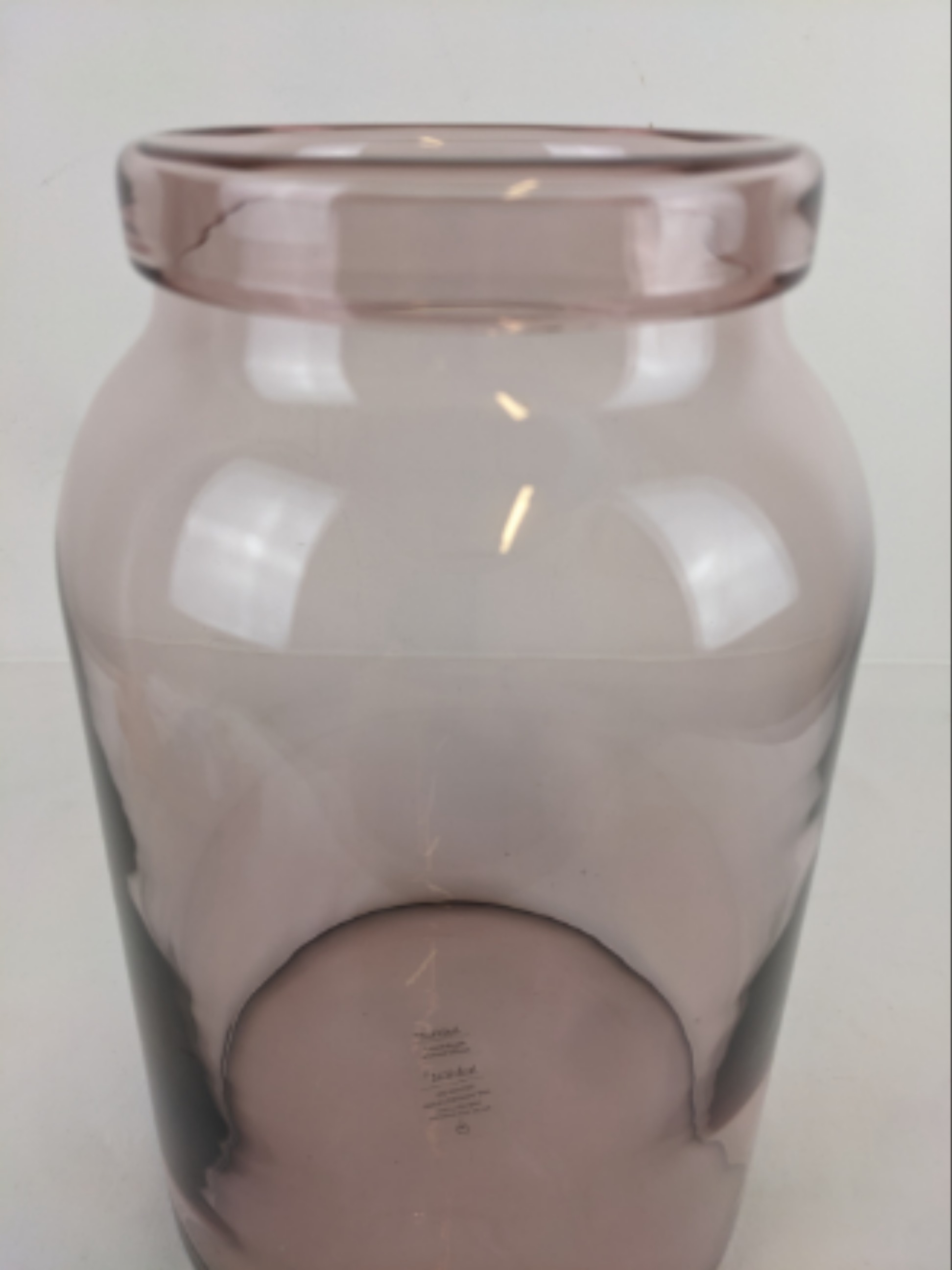 Voir photo 2 de Vase en verre - style contemporain Vase en verre - style contemporain Parfait état reconditionné photo 2