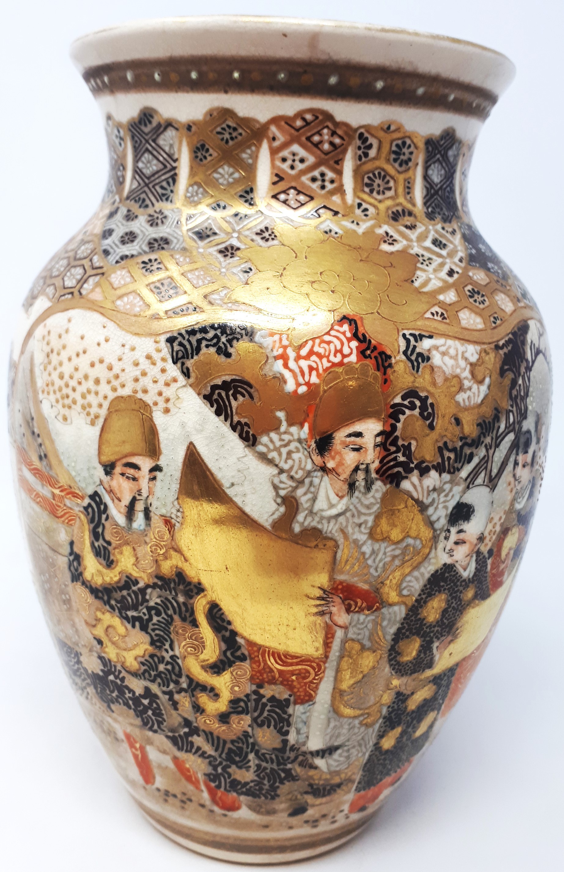 Voir photo 3 de Vase japonais ancien satsuma/kutani décoré à la main, dorures et personnage Vase japonais ancien satsuma/kutani décoré à la main, dorures et personnage État correct reconditionné photo 3