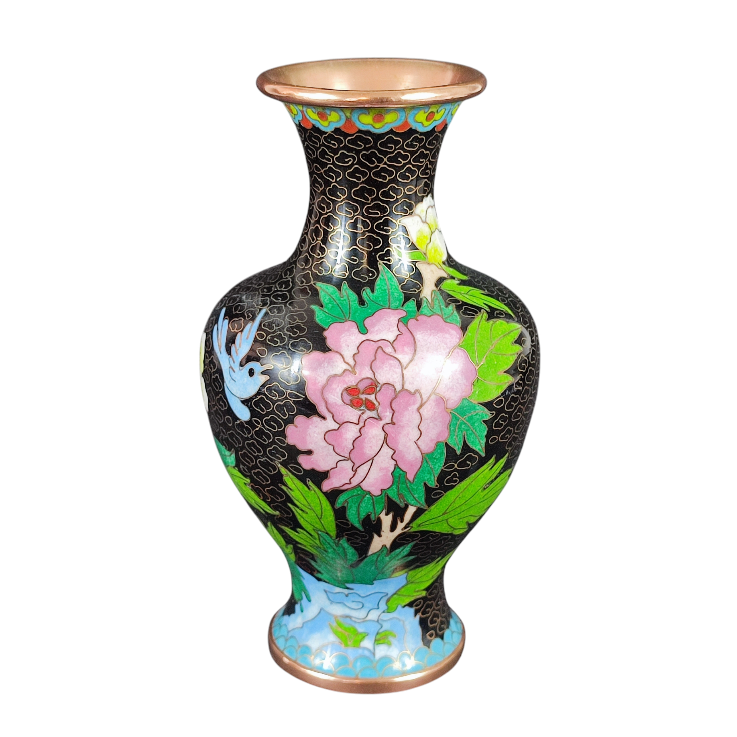 Vase noir vintage en émail cloisonné de Chine - décor de fleurs et d'oiseaux État correct - 17,50 € Vase noir vintage en émail cloisonné de Chine - décor de fleurs et d'oiseaux État correct reconditionné disponible sur Label Emmaüs