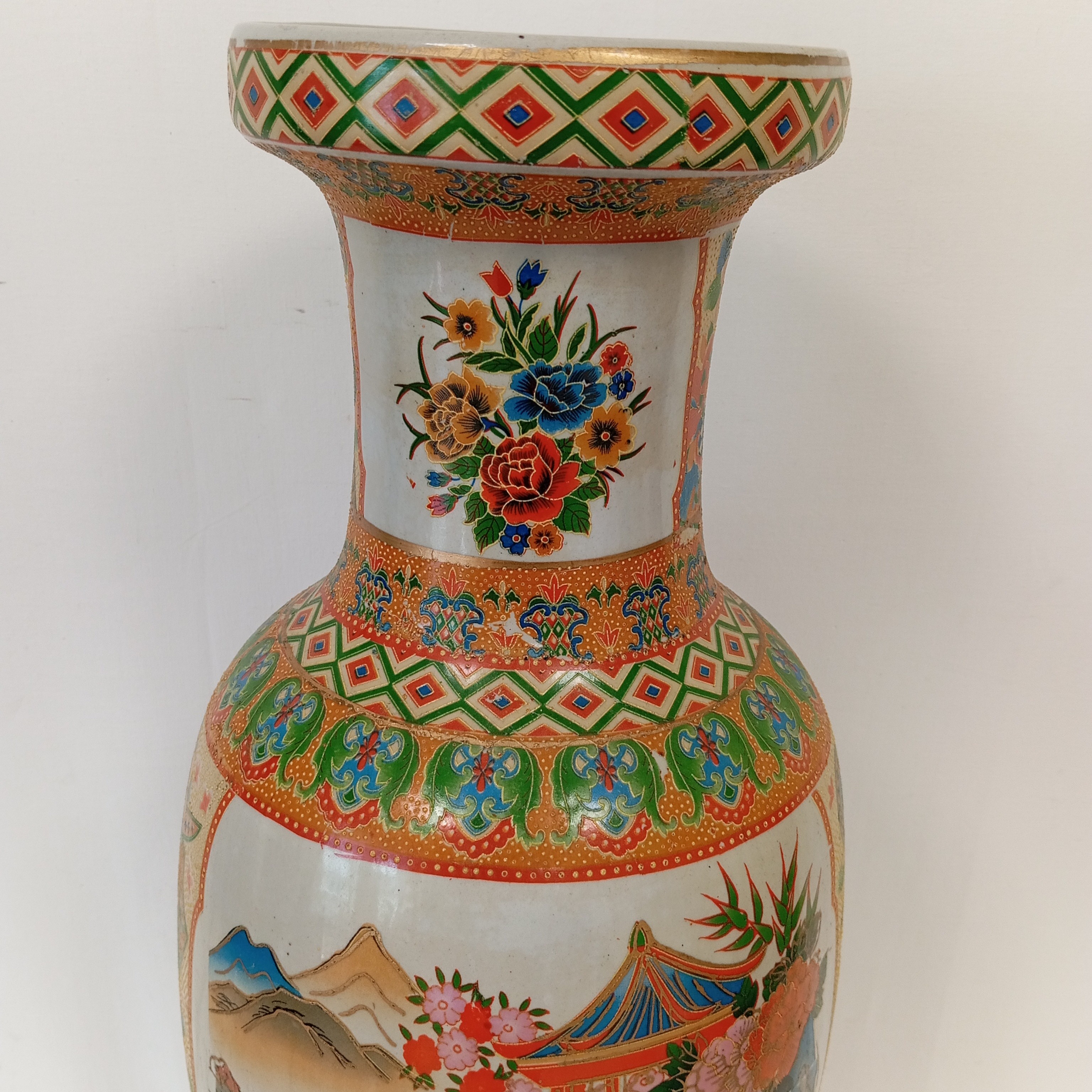 Voir photo 3 de Vase Peint à la main . Asie 1950 vintage Vase Peint à la main . Asie 1950 vintage Bon état reconditionné photo 3