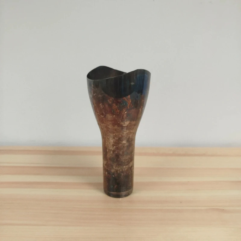 Voir photo 4 de Vase soliflore H.R.W. Fink Silver métal argenté design ondulé Germany vintage Vase soliflore H.R.W. Fink Silver métal argenté design ondulé Germany vintage Très bon état reconditionné photo 4