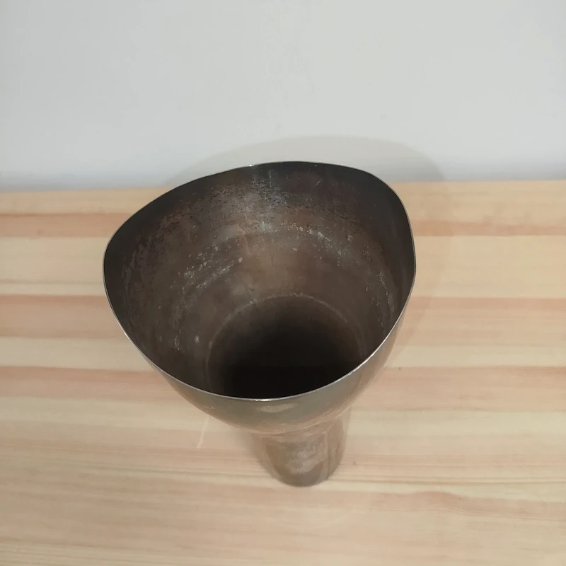 Voir photo 8 de Vase soliflore H.R.W. Fink Silver métal argenté design ondulé Germany vintage Vase soliflore H.R.W. Fink Silver métal argenté design ondulé Germany vintage Très bon état reconditionné photo 8