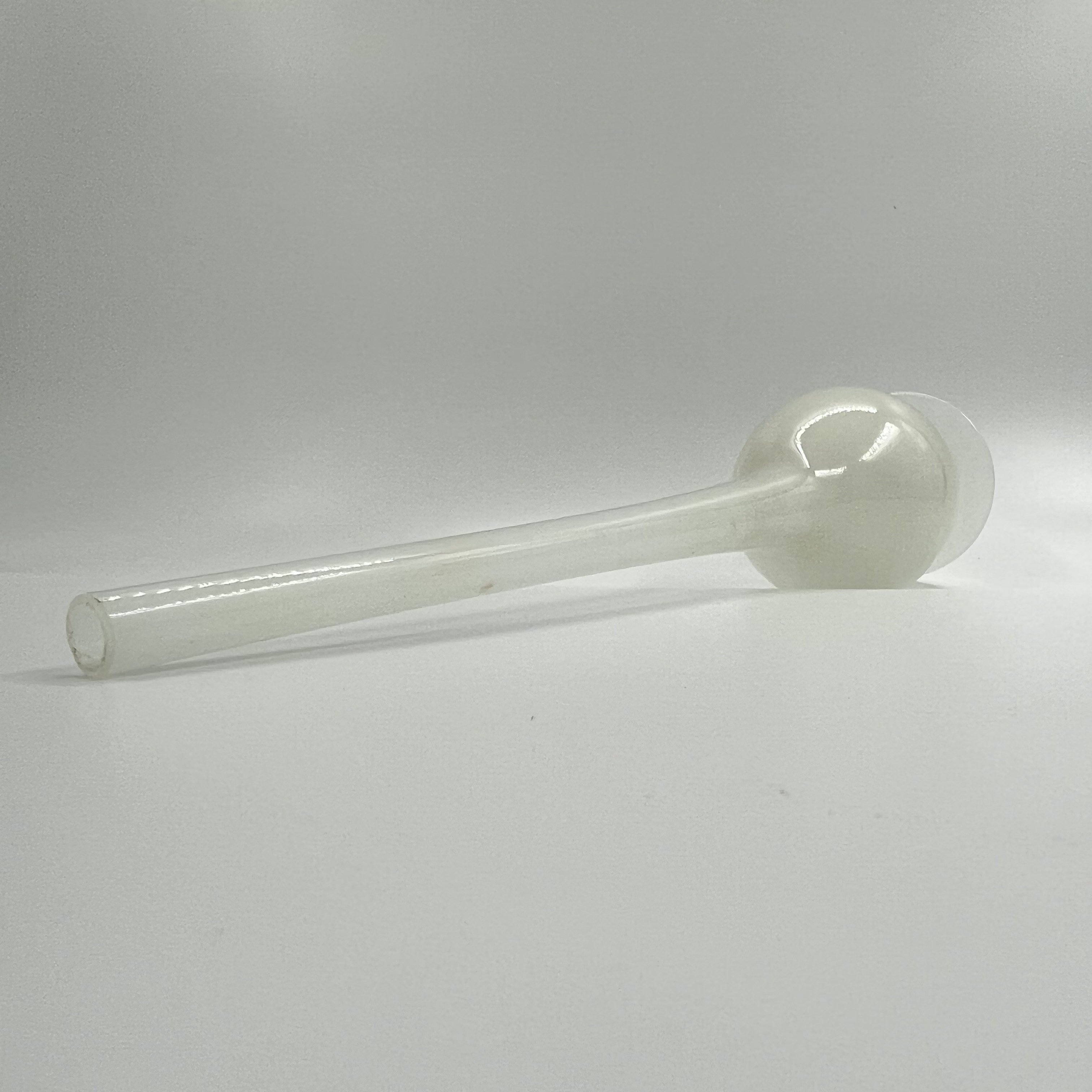 Voir photo 4 de Vase / soliflore opaline blanche Vase / soliflore opaline blanche Très bon état reconditionné photo 4