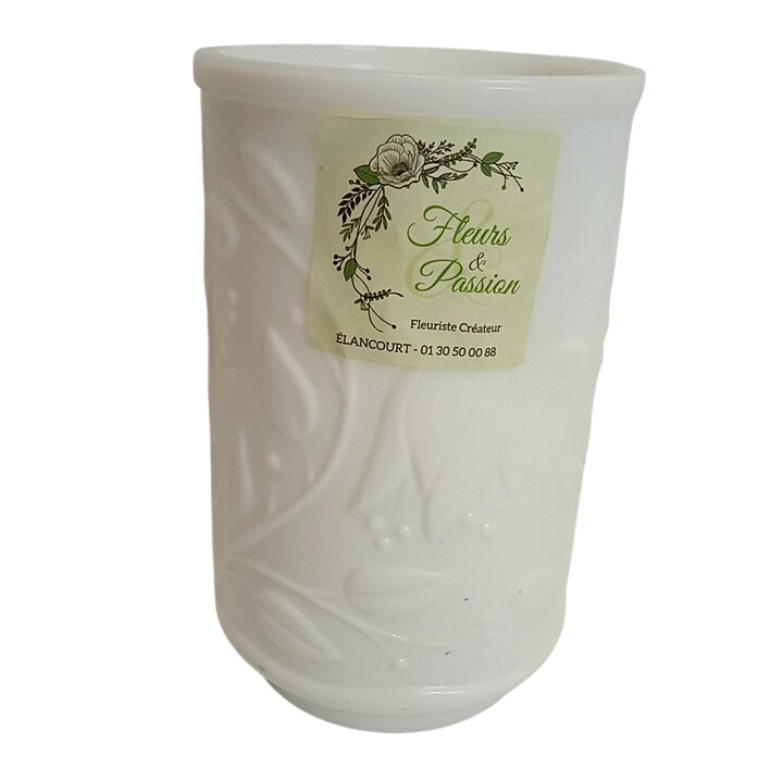 Vase style Bon état - 12,00 € Vase style Bon état reconditionné disponible sur Label Emmaüs