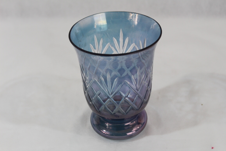 Voir photo 2 de Vase timbale style MADEMOISELLE LECORCHE 1875 laqué bleu Vase timbale style MADEMOISELLE LECORCHE 1875 laqué bleu Bon état reconditionné photo 2