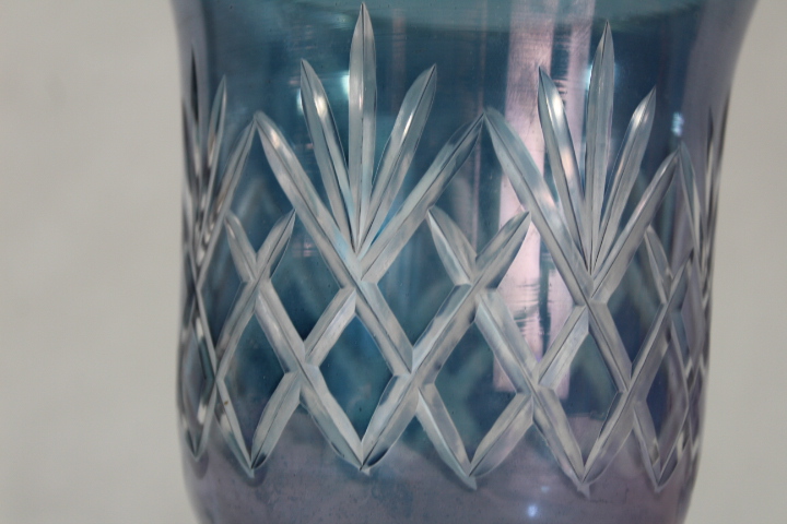 Voir photo 5 de Vase timbale style MADEMOISELLE LECORCHE 1875 laqué bleu Vase timbale style MADEMOISELLE LECORCHE 1875 laqué bleu Bon état reconditionné photo 5