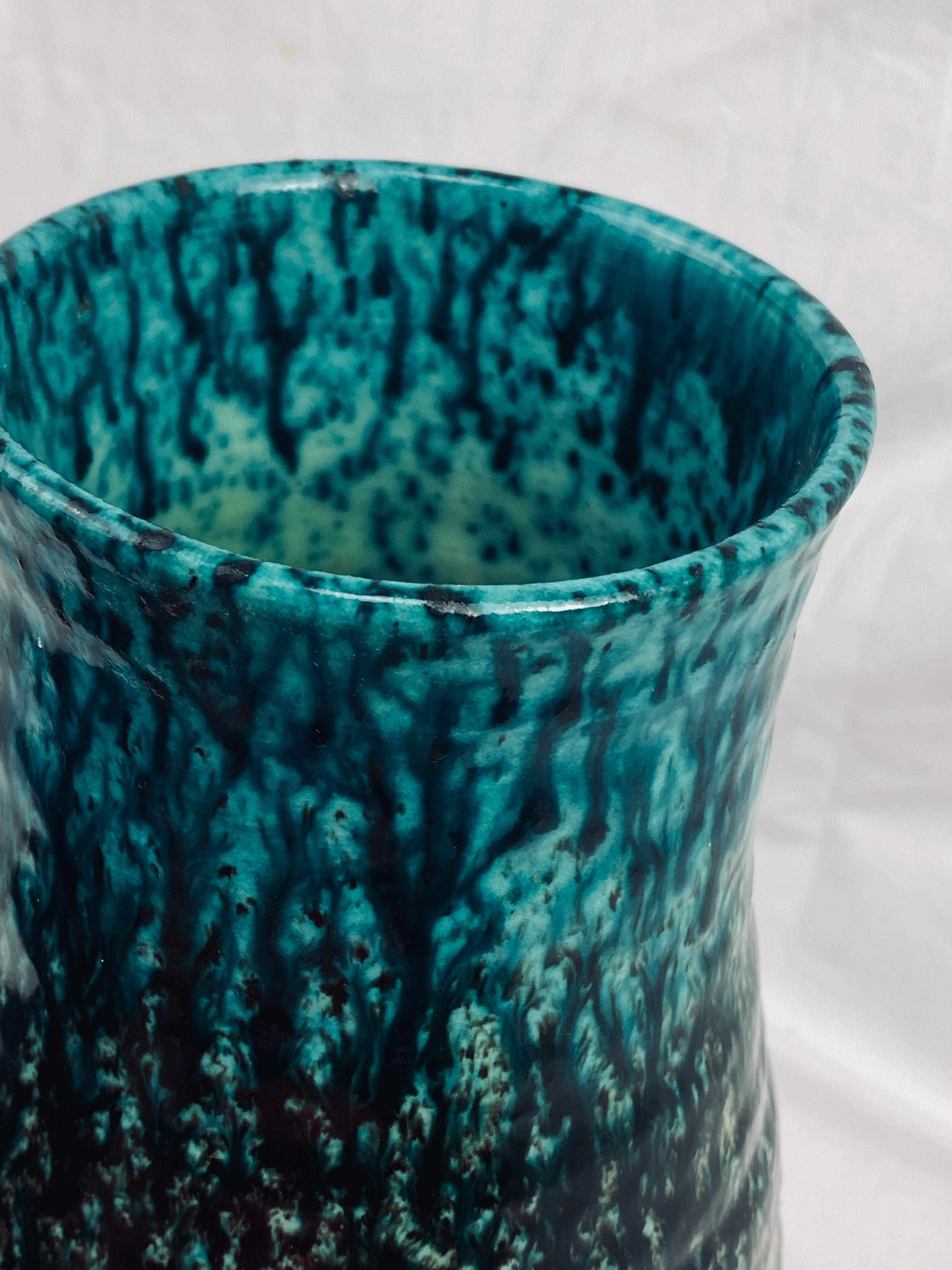 Voir photo 6 de Vase vintage Céramique d'Accolay - Années 60 - Bleu turquoise & Brun Vase vintage Céramique d'Accolay - Années 60 - Bleu turquoise & Brun Très bon état reconditionné photo 6