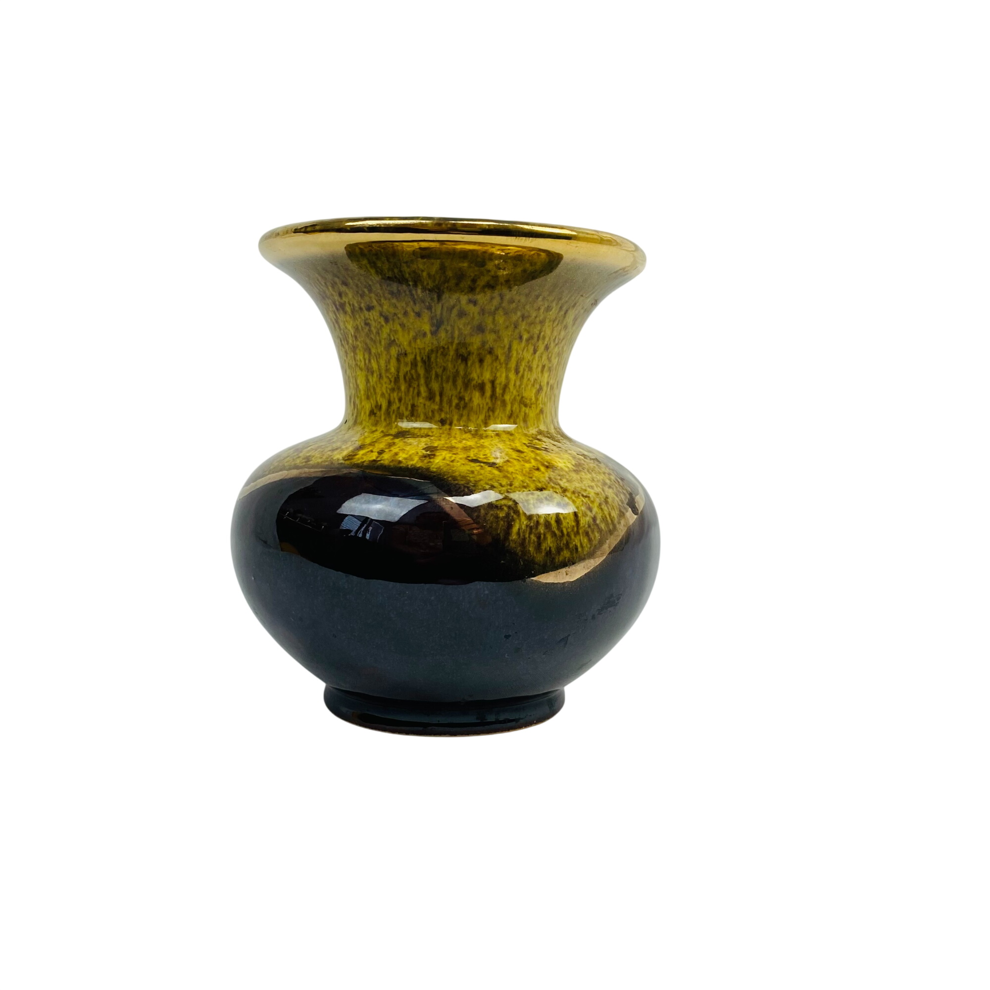 Vase Vintage céramique West Années 50/60 Bon état - 15,00 € Vase Vintage céramique West Années 50/60 Bon état reconditionné disponible sur Label Emmaüs