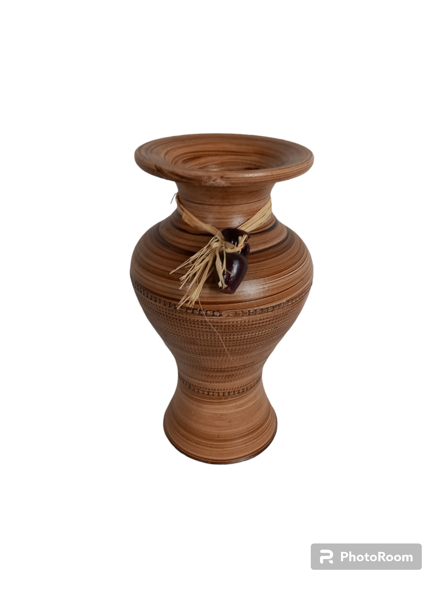 Vase Vintage En Céramique Très bon état - 17,60 € Vase Vintage En Céramique Très bon état reconditionné disponible sur Label Emmaüs