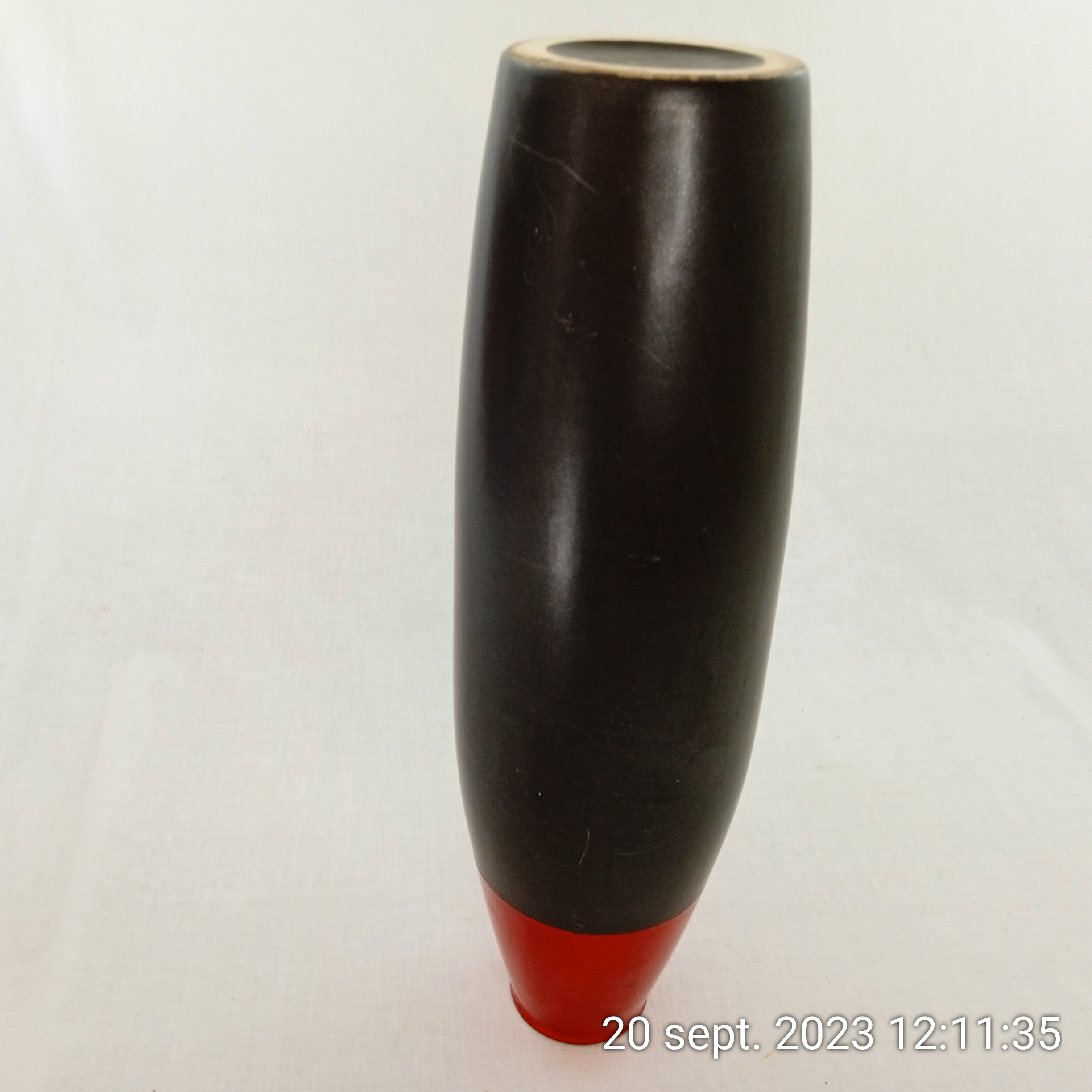 Voir photo 5 de Vase XXL style art déco 42 cm en céramique noir et rouge Vase XXL style art déco 42 cm en céramique noir et rouge Très bon état reconditionné photo 5