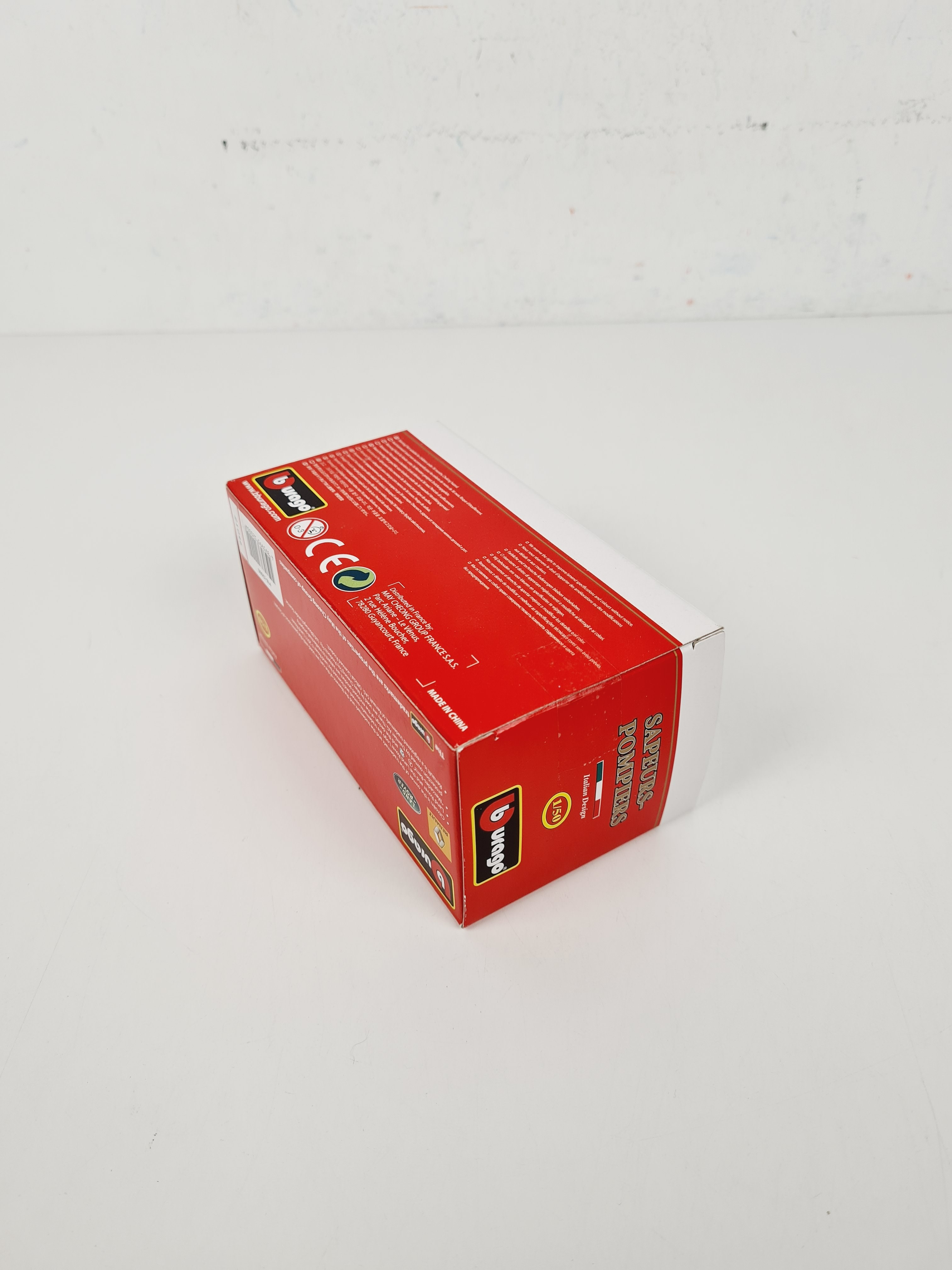 Voir photo 4 de Véhicule - Camion de secours Sapeurs-Pompiers 1/50 - BBburago - 3 ans + Véhicule - Camion de secours Sapeurs-Pompiers 1/50 - BBburago - 3 ans + Parfait état reconditionné photo 4