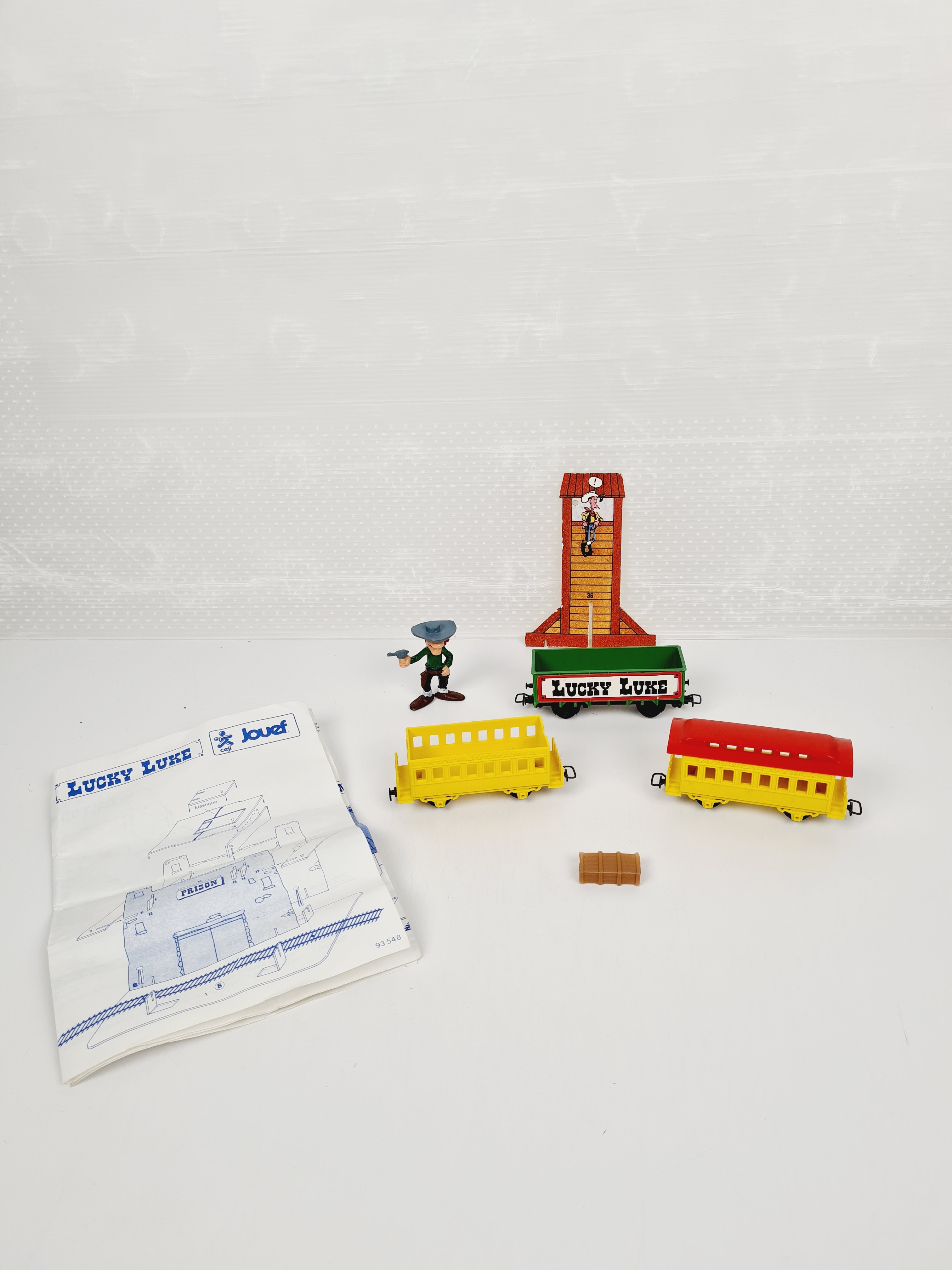 Voir photo 4 de Véhicules - Train Jouef Ho rare - Lucky Luke - Avec accessoires, wagons et notice Véhicules - Train Jouef Ho rare - Lucky Luke - Avec accessoires, wagons et notice État correct reconditionné photo 4