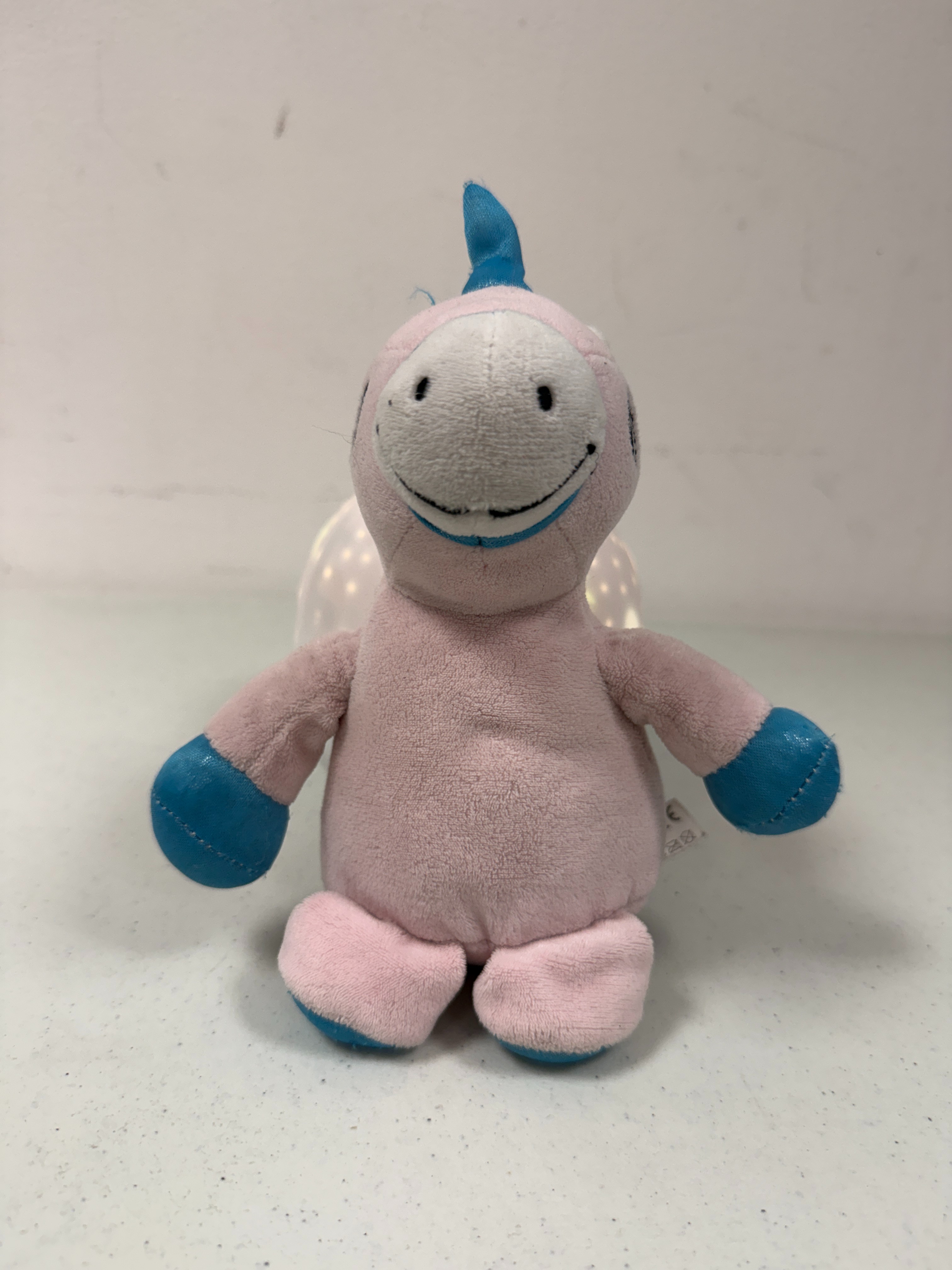 Voir photo 6 de Veilleuse (6 modes d'éclairage) + peluche licorne et 3 livres pour enfants + offerts un cadeau surprise Veilleuse (6 modes d'éclairage) + peluche licorne et 3 livres pour enfants + offerts un cadeau surprise Bon état reconditionné photo 6