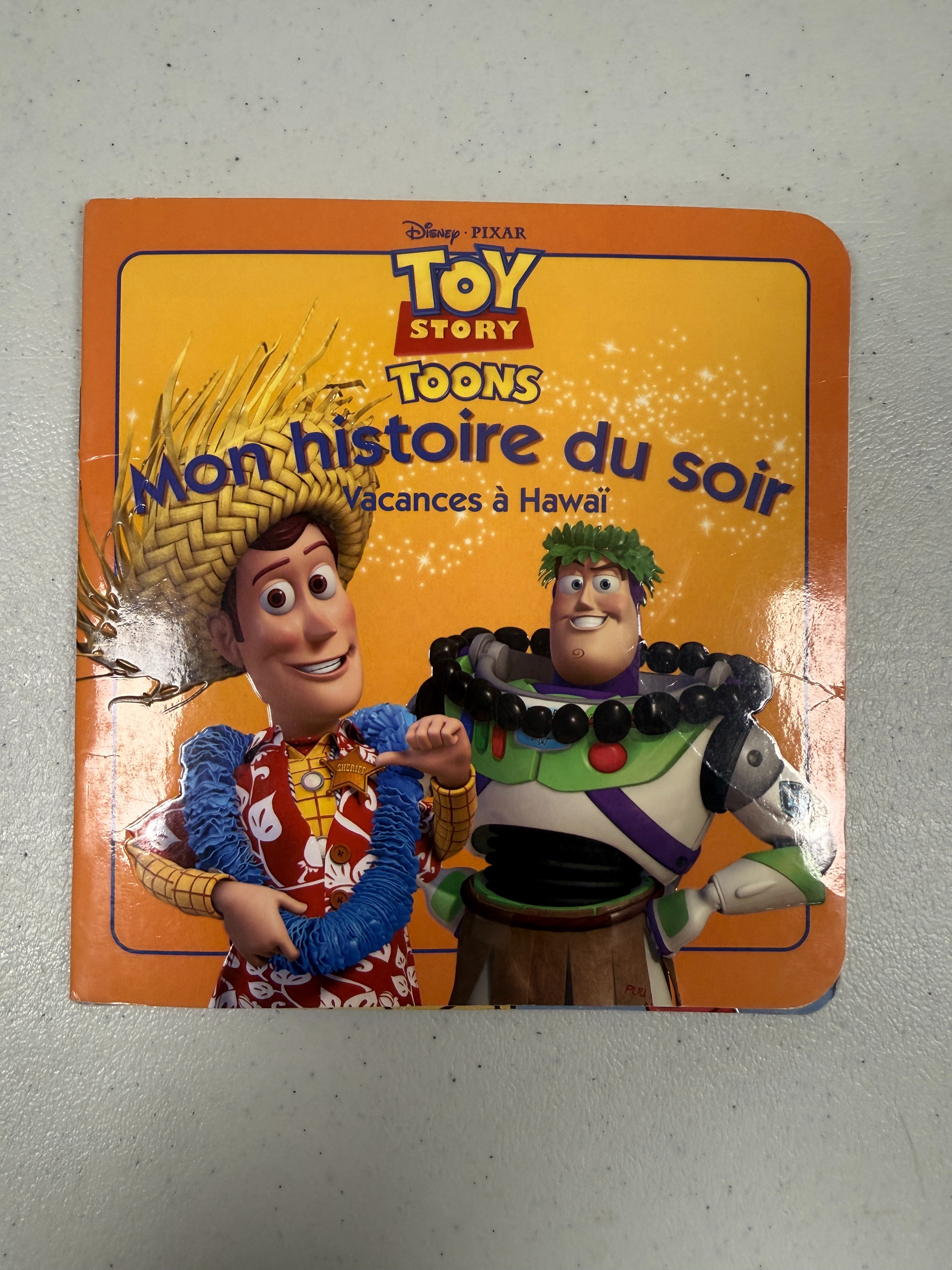 Voir photo 8 de Veilleuse (6 modes d'éclairage) + peluche licorne et 3 livres pour enfants + offerts un cadeau surprise Veilleuse (6 modes d'éclairage) + peluche licorne et 3 livres pour enfants + offerts un cadeau surprise Bon état reconditionné photo 8