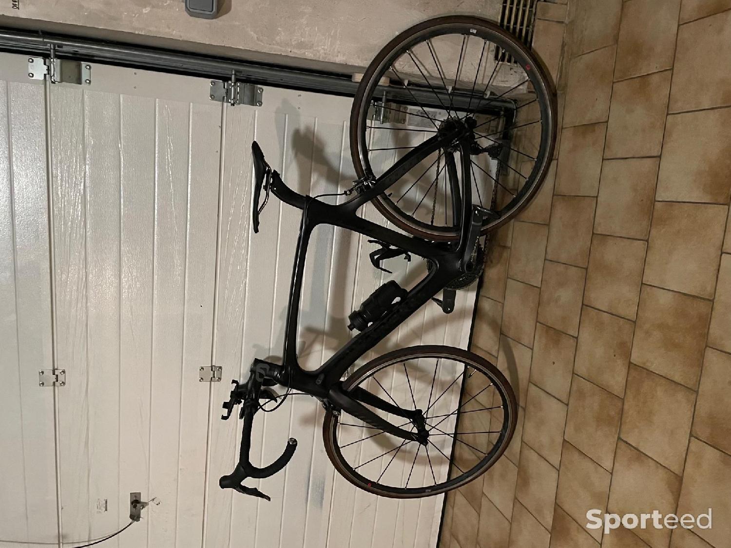 Vélo de route Pinarello Prince carbone Ultegra Di2 taille 56 Très bon état reconditionné disponible sur Sporteed | Dero