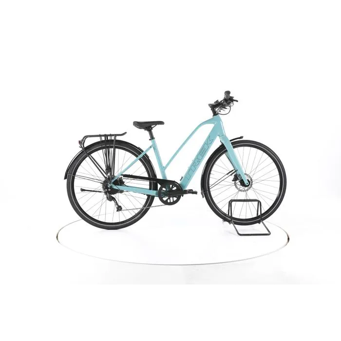 Vélo électrique - Trek FX+ 2 Stagger - bleu - Vélo électrique urbain - Hyena 250 Wh Reconditionné Reconditionné Trek reconditionné disponible sur Cdiscount Seconde Vie | Dero