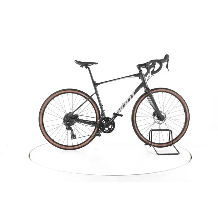 Vélo - Giant Revolt - noir - Vélo Gravel - Aluminium Reconditionné Reconditionné - 1779,00 € Vélo - Giant Revolt - noir - Vélo Gravel - Aluminium Reconditionné Reconditionné Giant reconditionné disponible sur Cdiscount Seconde Vie | Dero