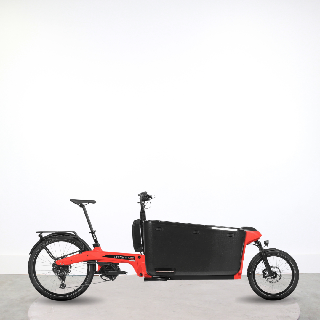 Vélo longtail électrique Douze Cycle Cargo verso reconditionné disponible sur Loewi