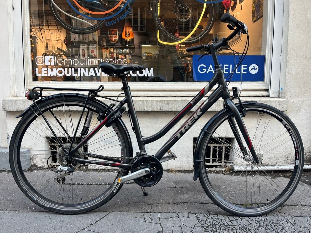Vélo randonnée Trek T200 - 449,90 € Vélo randonnée Trek T200 N/A reconditionné disponible sur Le Moulin à Vélos