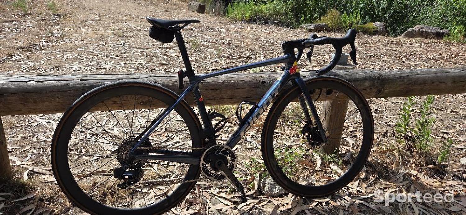 Vélo route GIANT TCR ADVANCED PRO 0 Très bon état Giant reconditionné disponible sur Sporteed