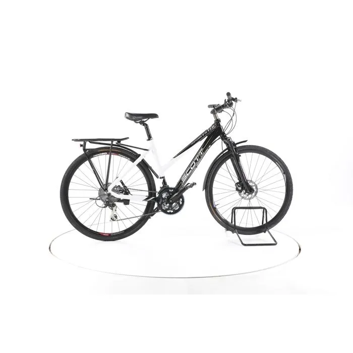 Vélo - Scott Sportster - blanc - Vélo de ville et de trekking - Aluminium Reconditionné Reconditionné - 639,00 € Vélo - Scott Sportster - blanc - Vélo de ville et de trekking - Aluminium Reconditionné Reconditionné Scott reconditionné disponible sur Cdiscount Seconde Vie