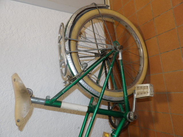 Voir photo 4 de Vélo urbain de Collection Enfants Vintage Spécial CNC Vélo urbain de Collection Enfants Vintage Spécial CNC Bon état reconditionné photo 4