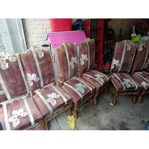 Vend 6 chaise de style louis XIII en chêne date de 1976 mesure largeur 46 cm assise 45 hauteur 1.10 armature est assise en très bonne aucun trous seul le tissus éventuellement a changé voir photo occasion reconditionné disponible sur Rakuten